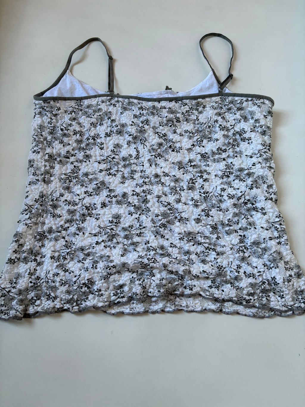 Per Unna 16 white flower top(36-40 inch)