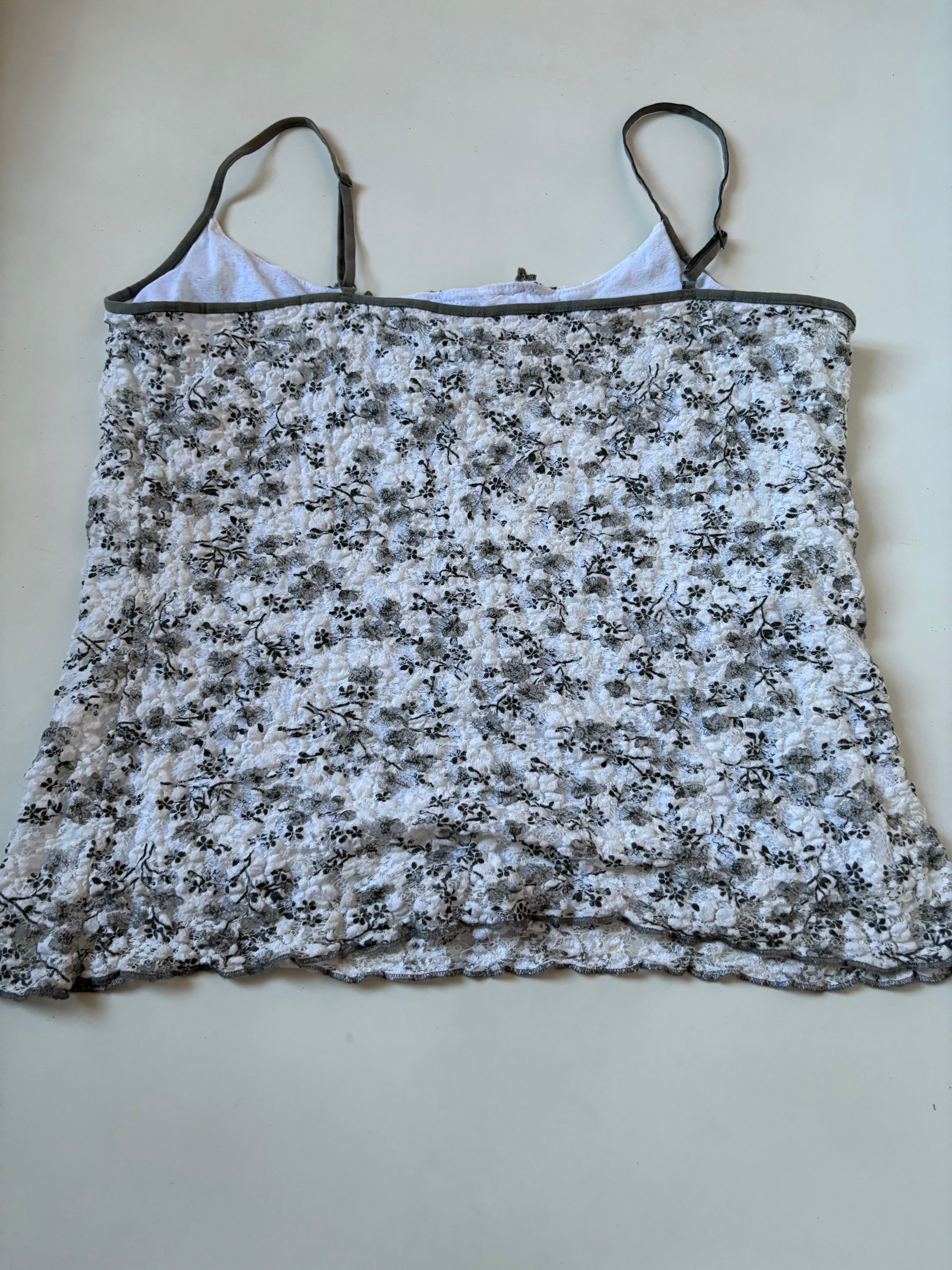 Per Unna 16 white flower top(36-40 inch)
