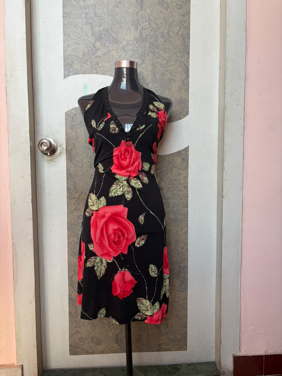 KAIDAL paris black rose halter neck dress(34-38 inch)