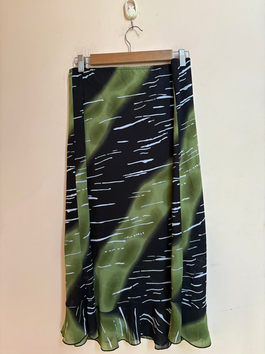 Green/black stripped skirt(34-48 inch)