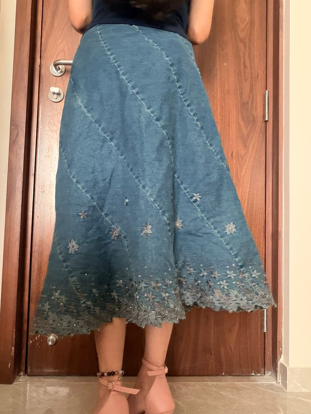 Flower bordered embroidery skirt(28 inch)