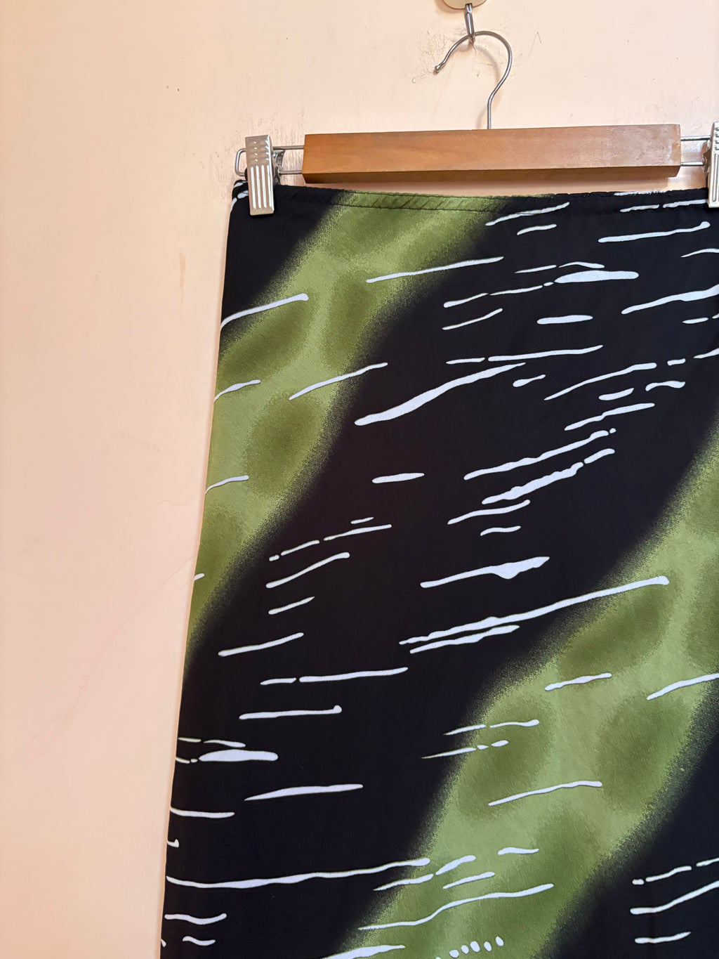 Green/black stripped skirt(34-48 inch)