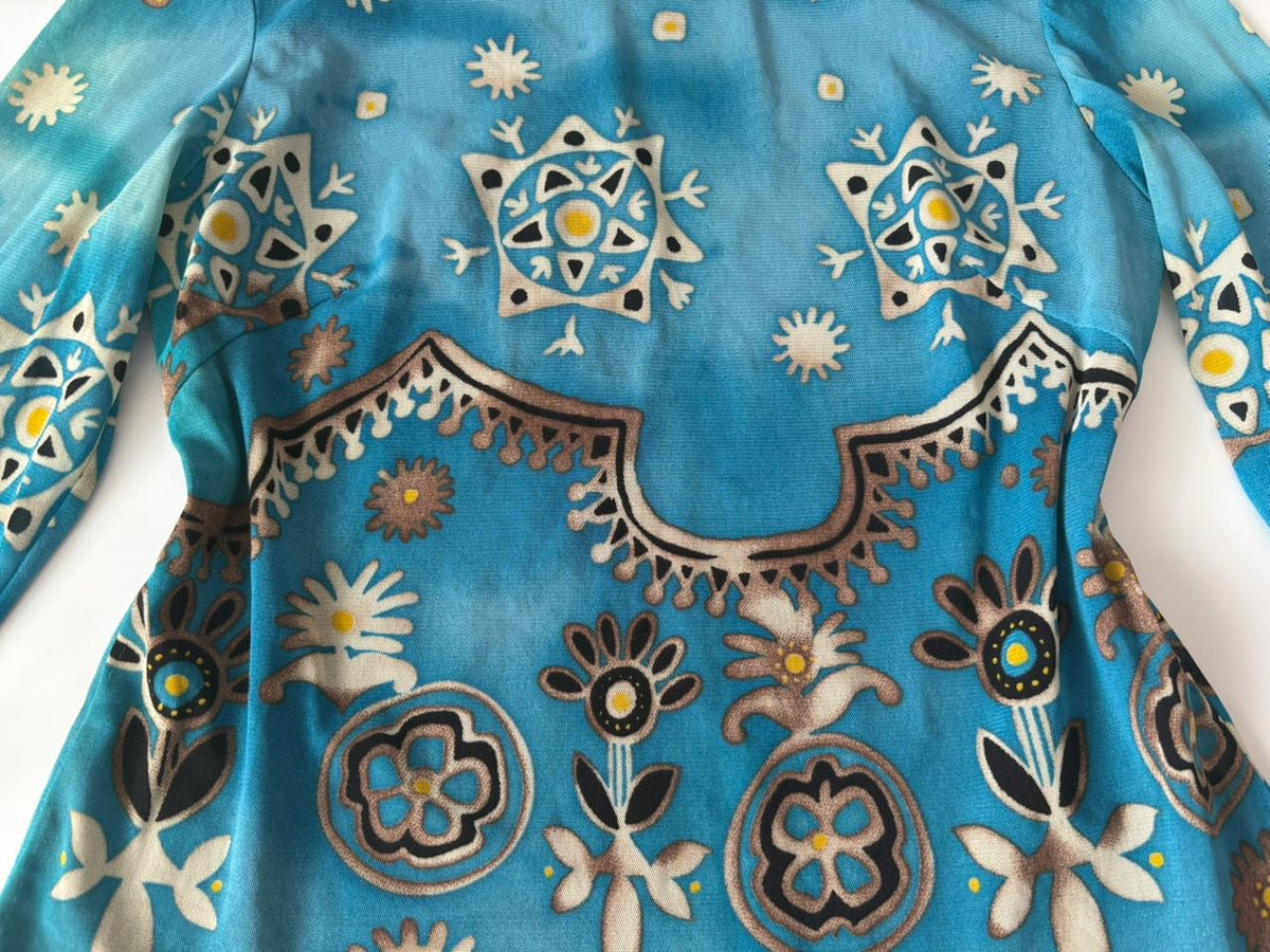 I yang full sleeved blue top(36-38 inch)