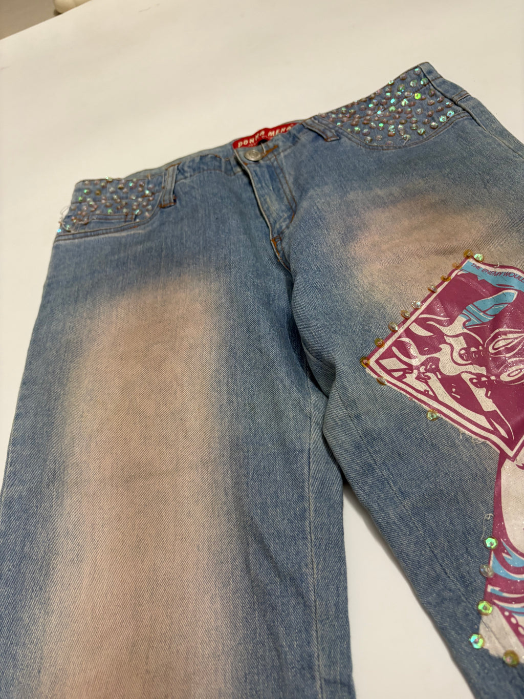 donna mena comic printed pink jeans ; 30inch