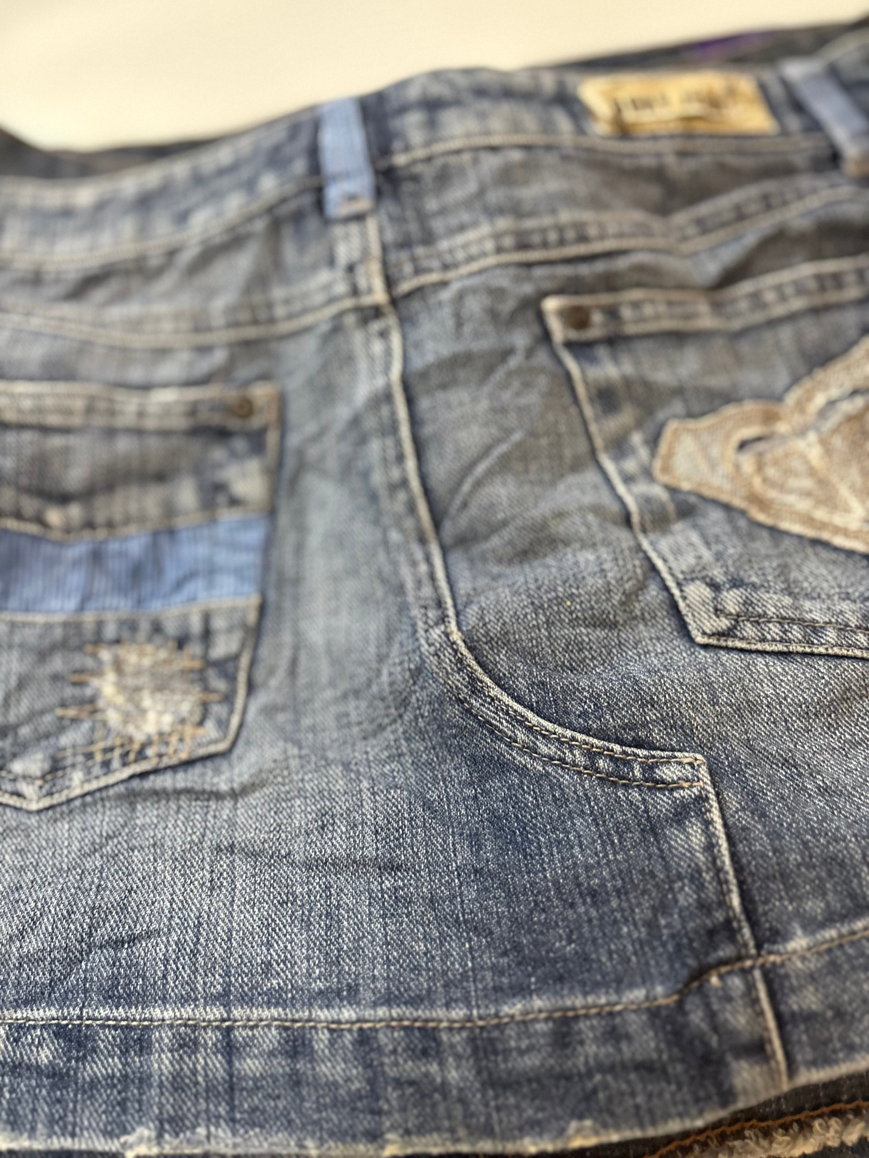 Roxy jean skirt(30 inch)