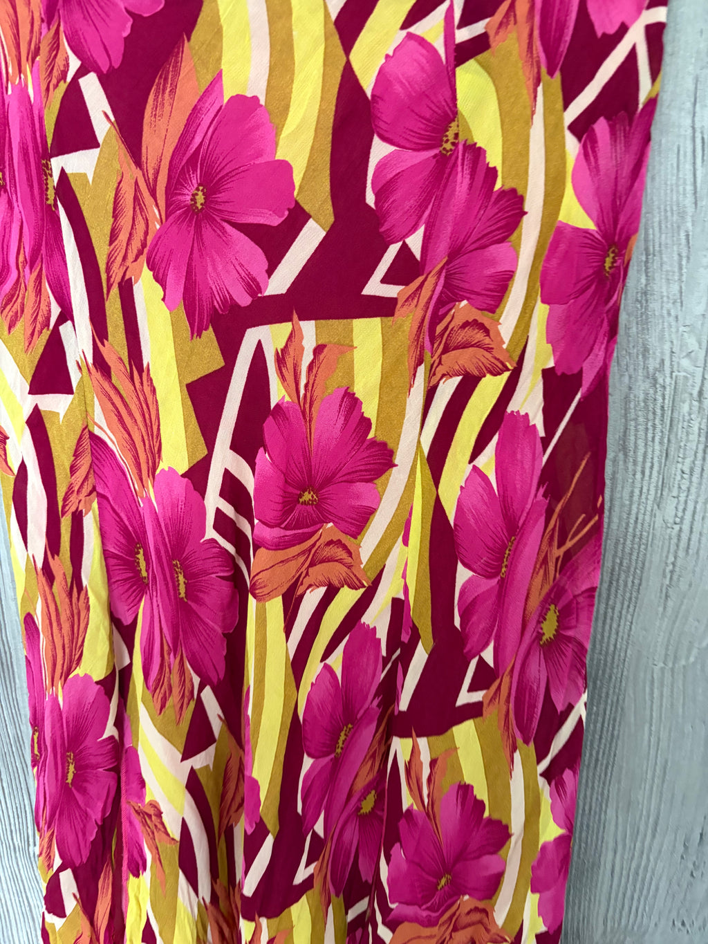 Floral pink skirt(30-34inch)