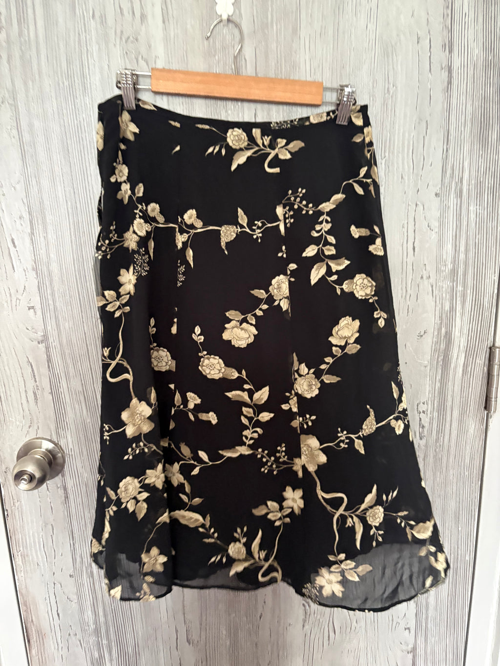 Golden floral black skirt(30 inch)