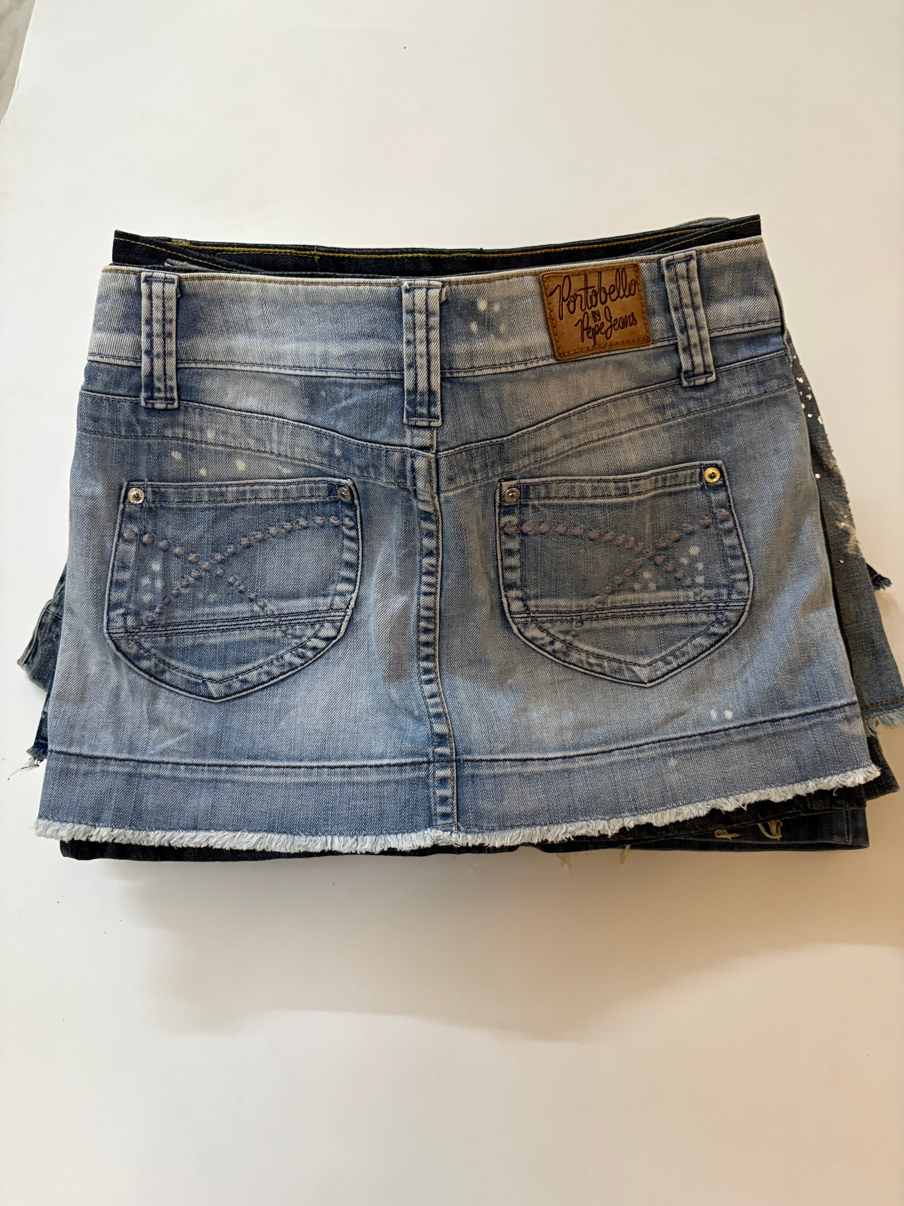 Portobello Pepe jeans mini skirt(32 inch)