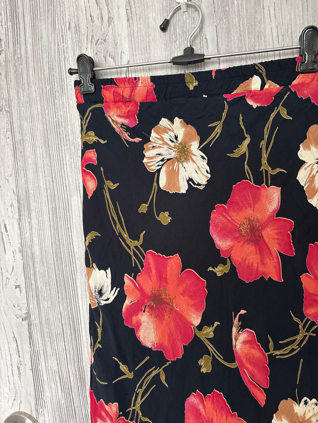 maxi floral black skirt (36-40inch)