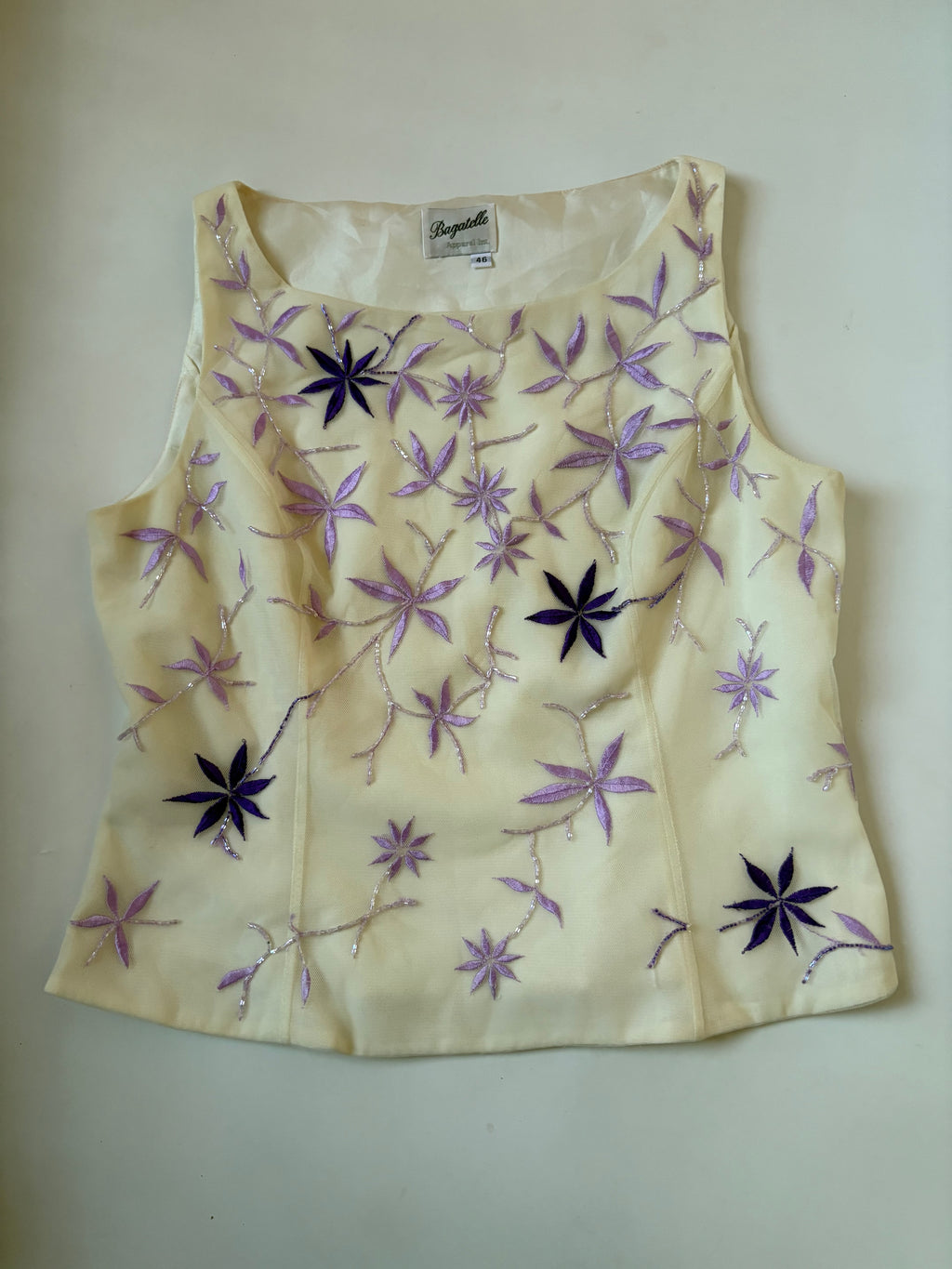 Bagatelle floral white top(38 inch)