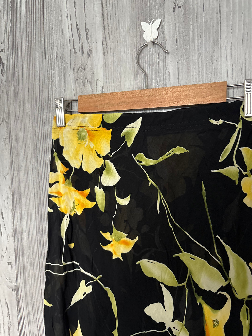 yellow floral chiffon skirt (34-40inch)
