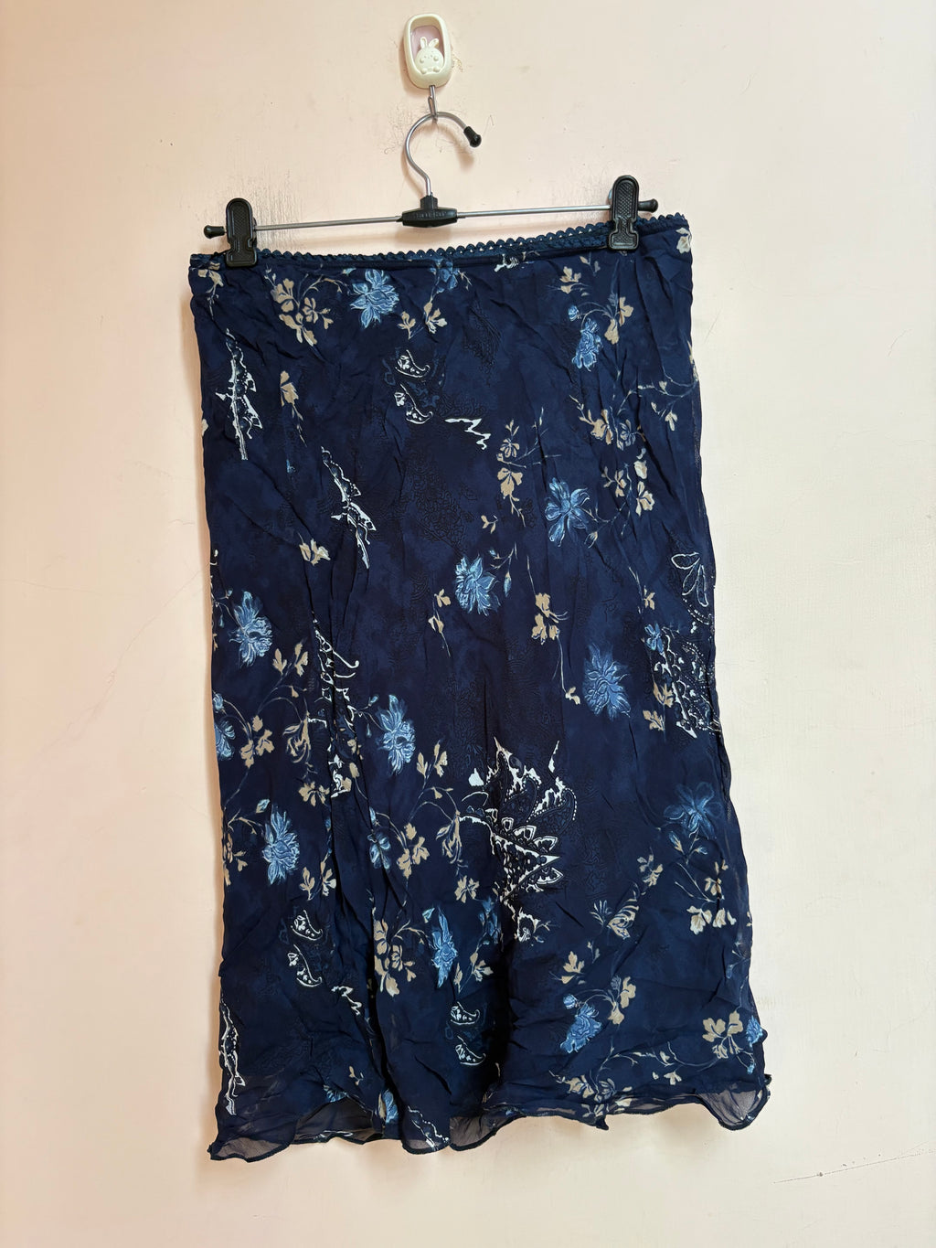 U&F blue floral skirt(36 inch)