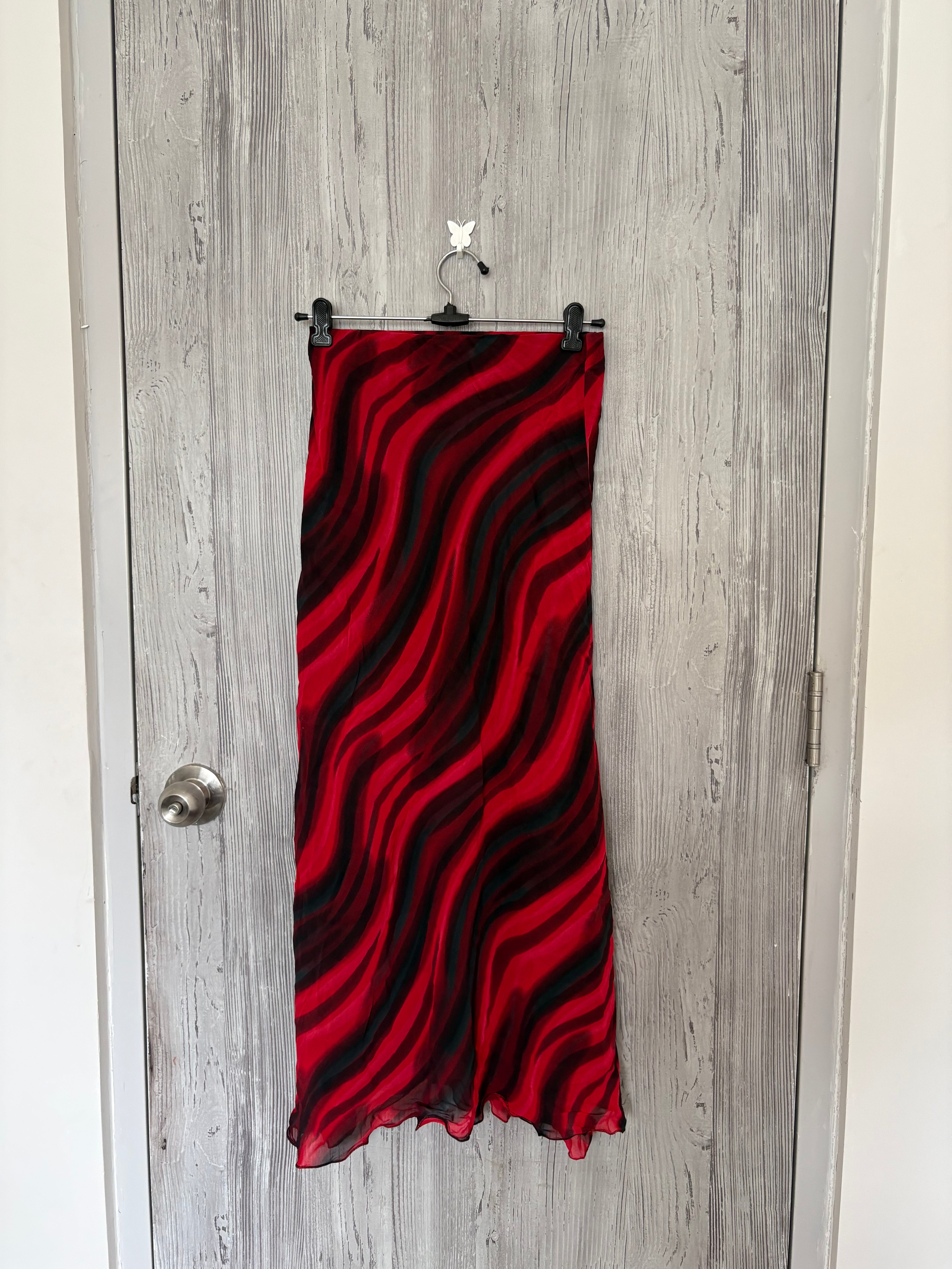 stripped red maxi skirt (34-38inch)