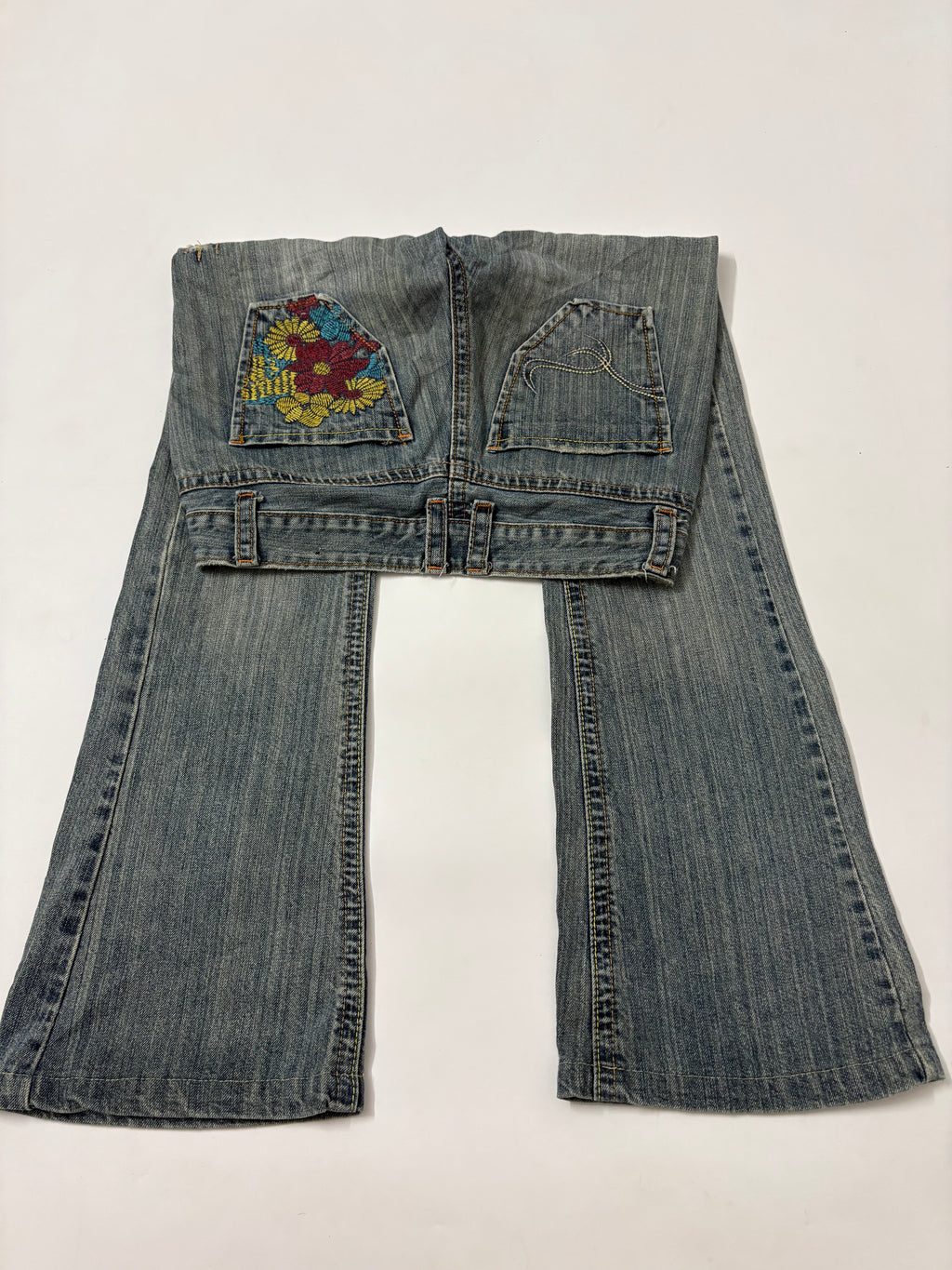 9 7 back pocket embroidered low rise jeans (30inch)
