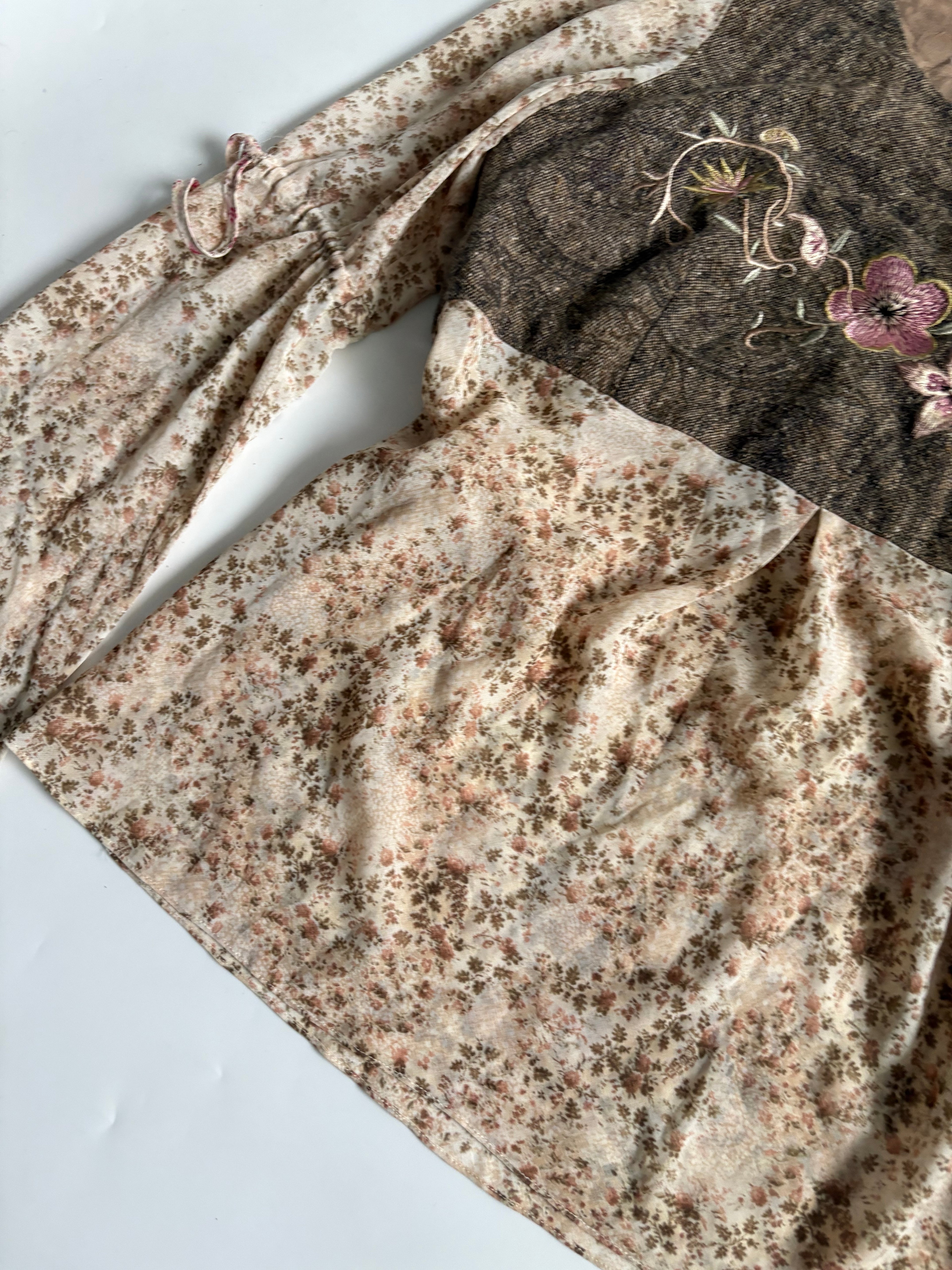 Colour eighteen floral top(32 inch)