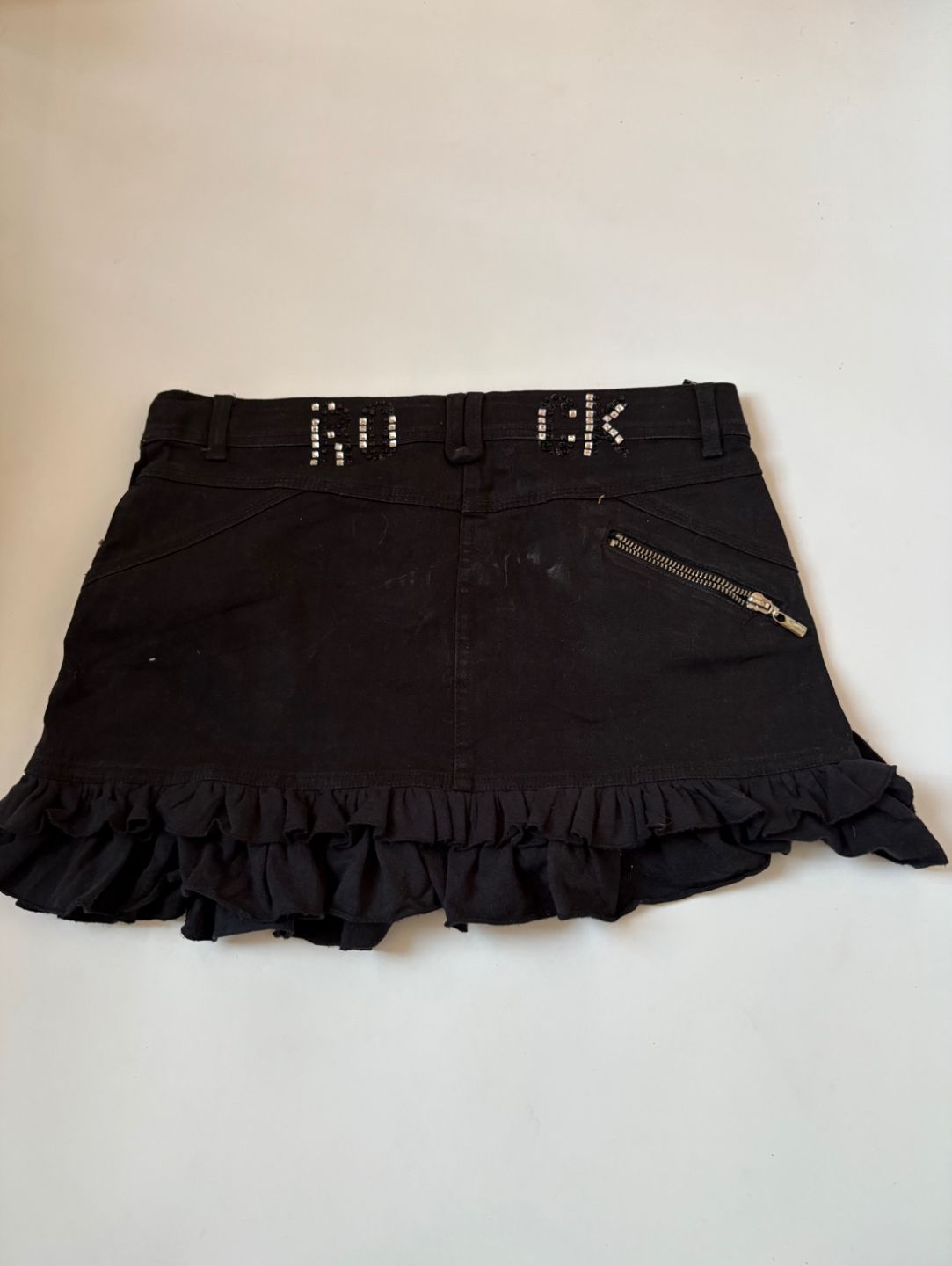black pleated mini skirt (26-28inch)