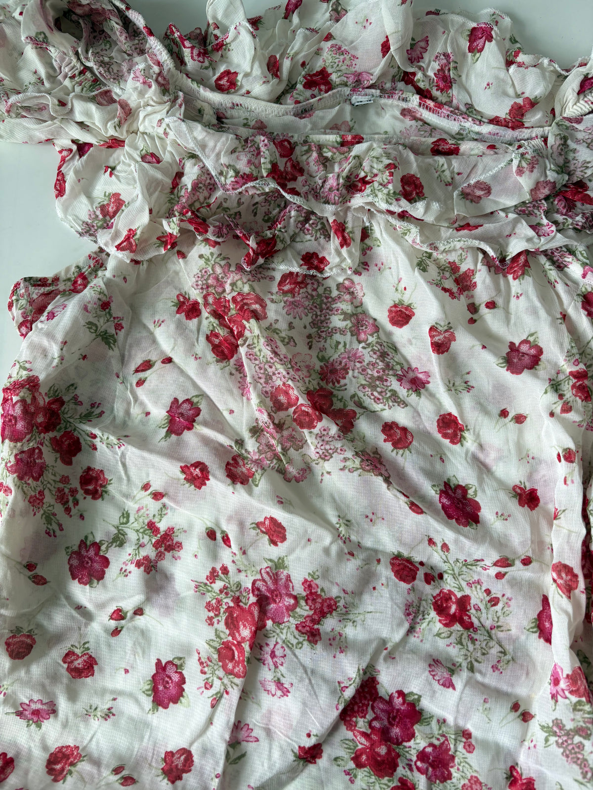 Off shoulder floral top(