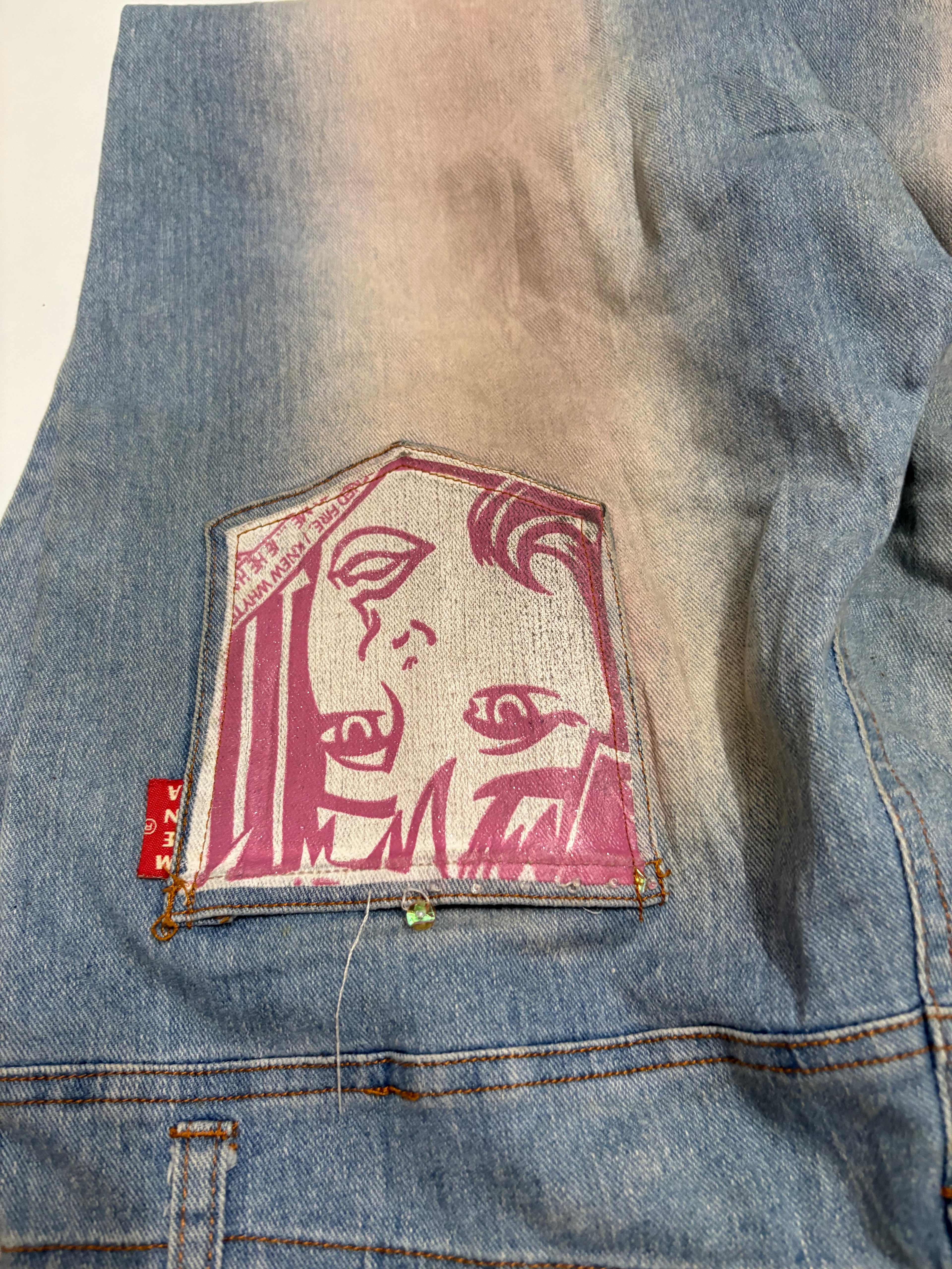 donna mena comic printed pink jeans ; 30inch
