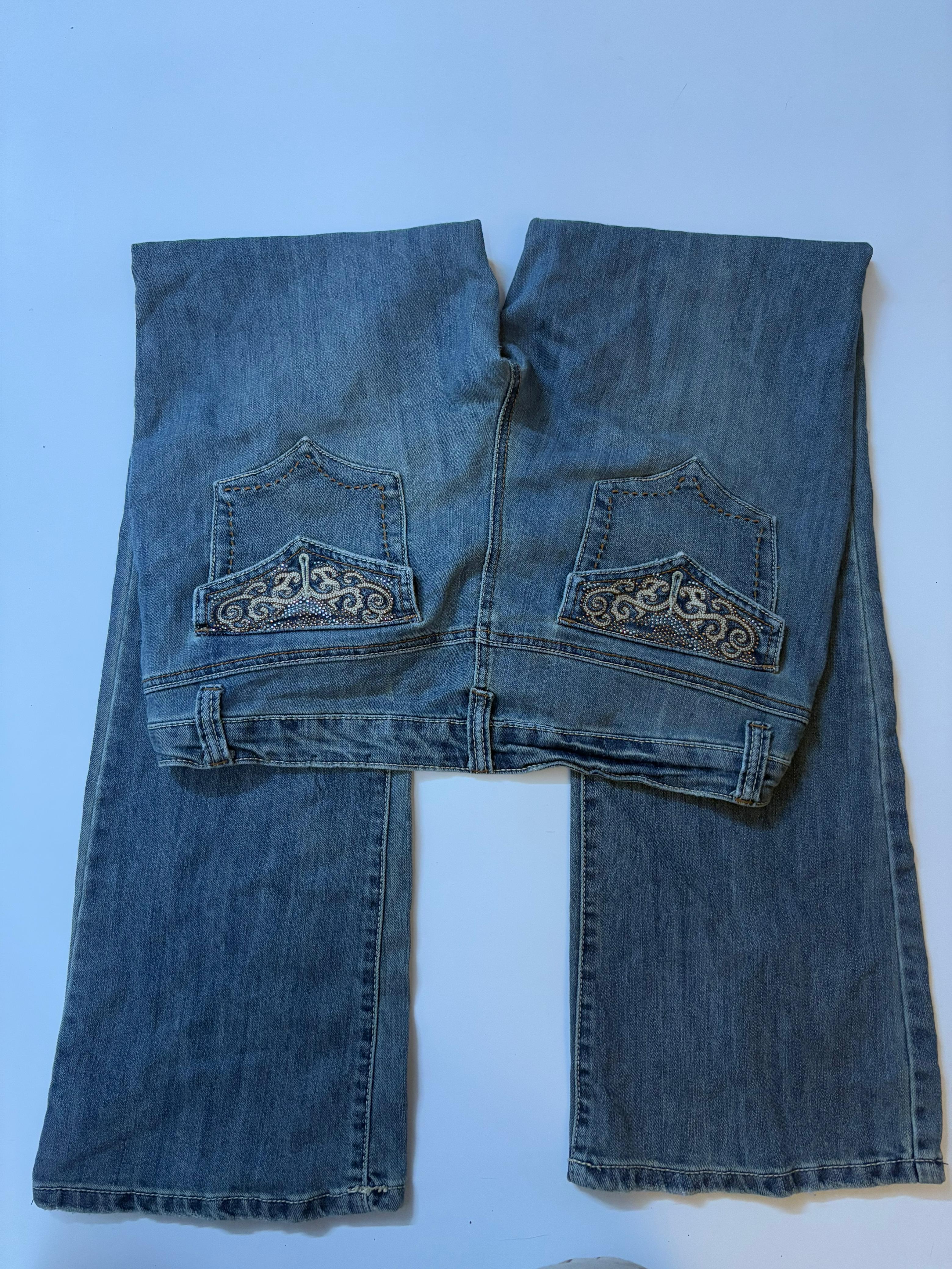Blue jeans(30-34 inch)