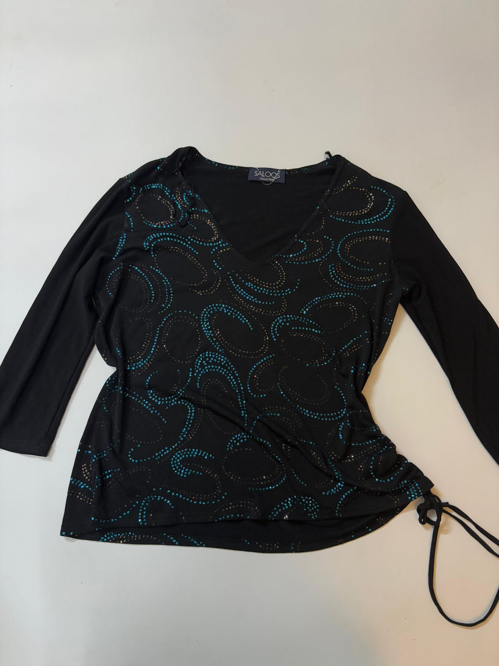SALOOS shimmer black top(42-46 inch)