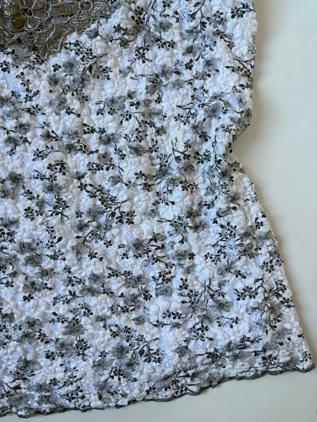 Per Unna 16 white flower top(36-40 inch)