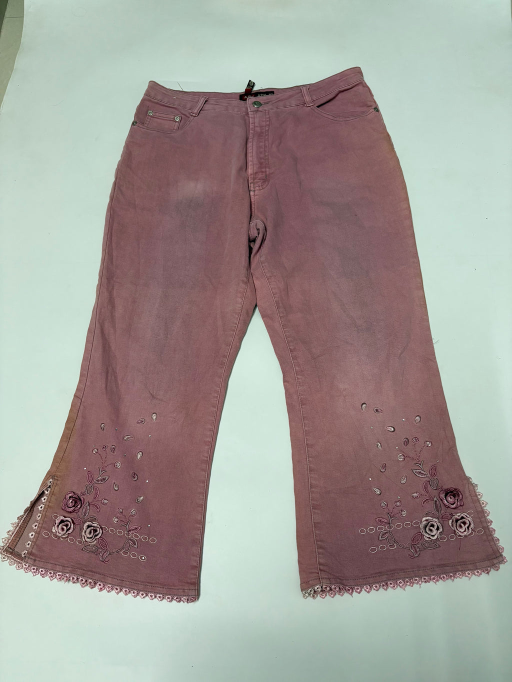 Ask pink floral embroided jeans (w-34inch)