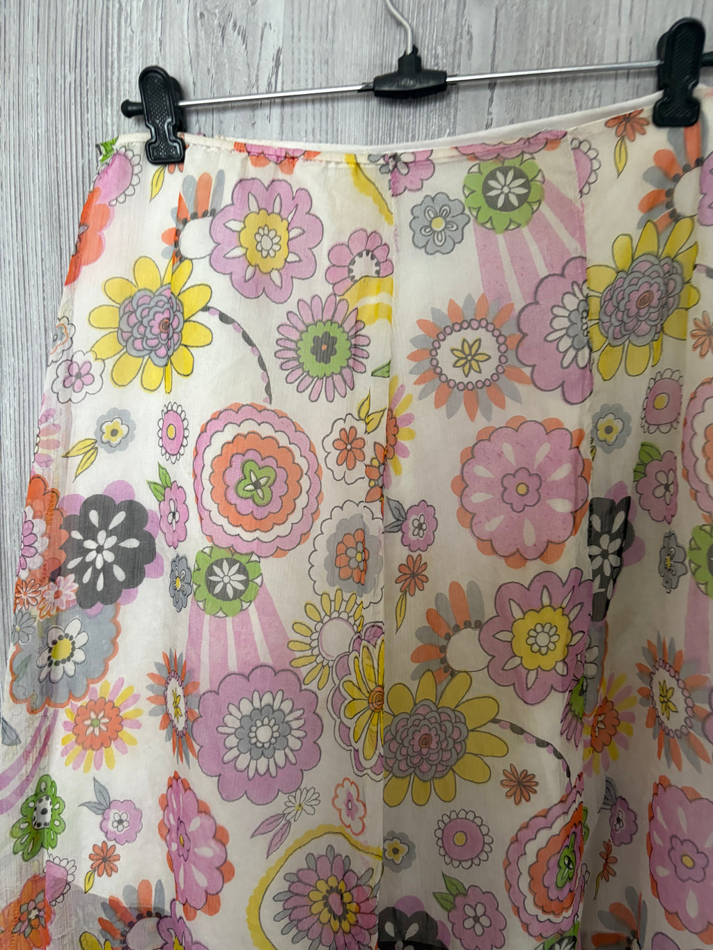 White colourful floral skirt(30 inch)