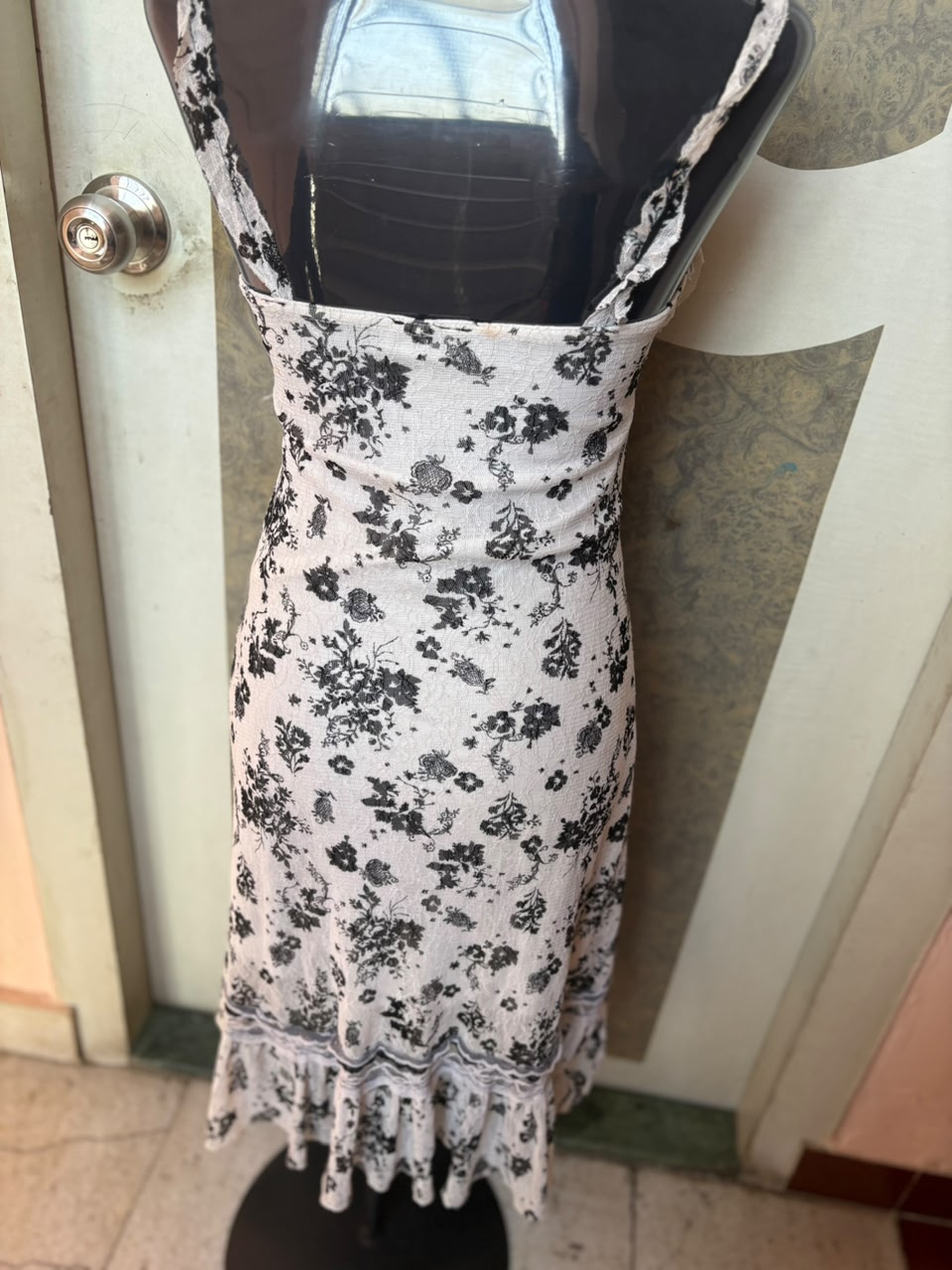 LULU.H white floral dress(30-34 inch)