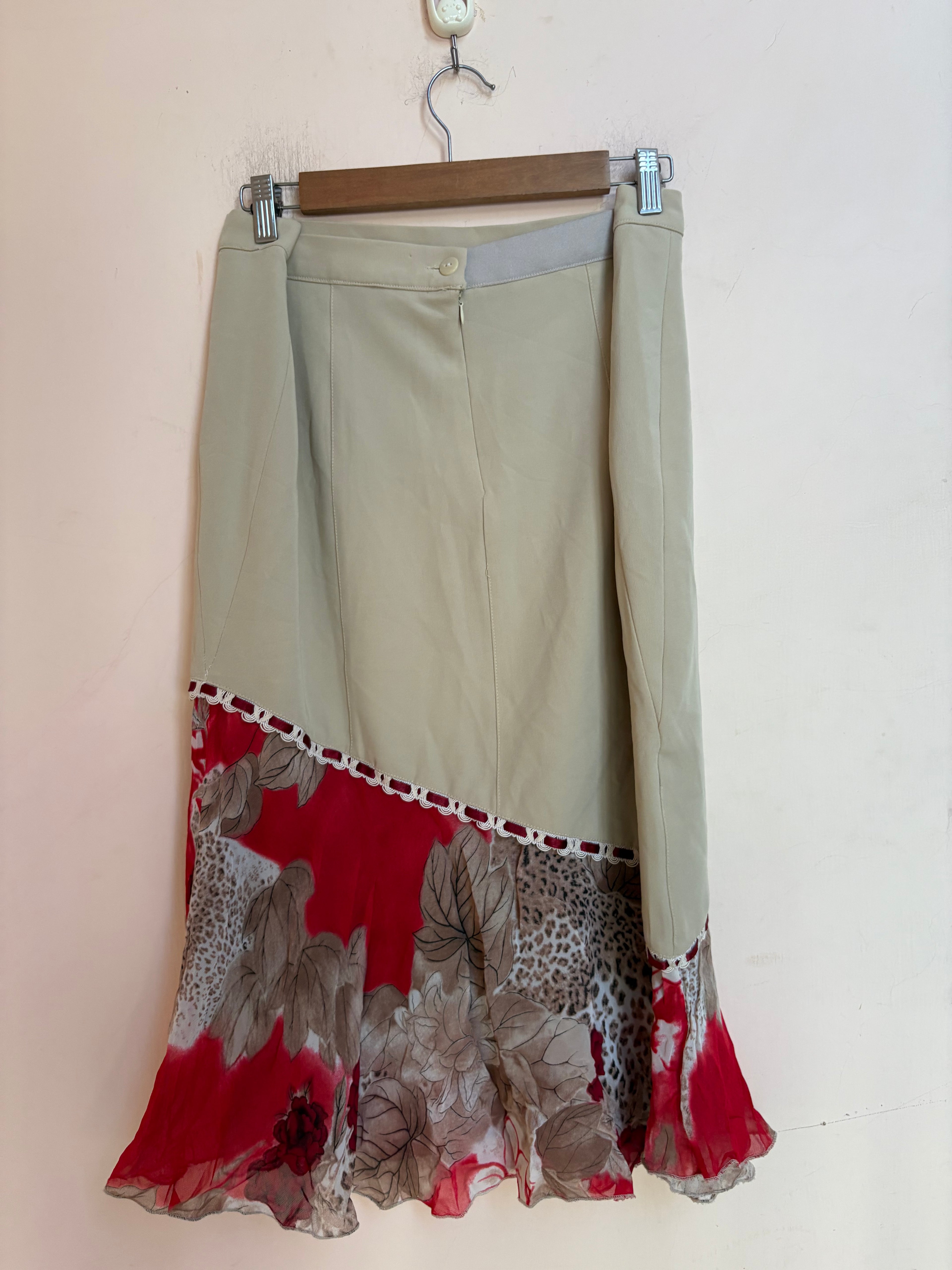 Beige floral skirt half printed(32 inch)