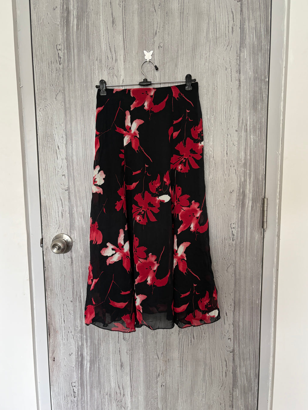 Black floral skirt (33inch)