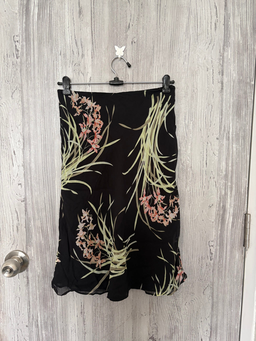LILY black floral skirt(30-34 inch)