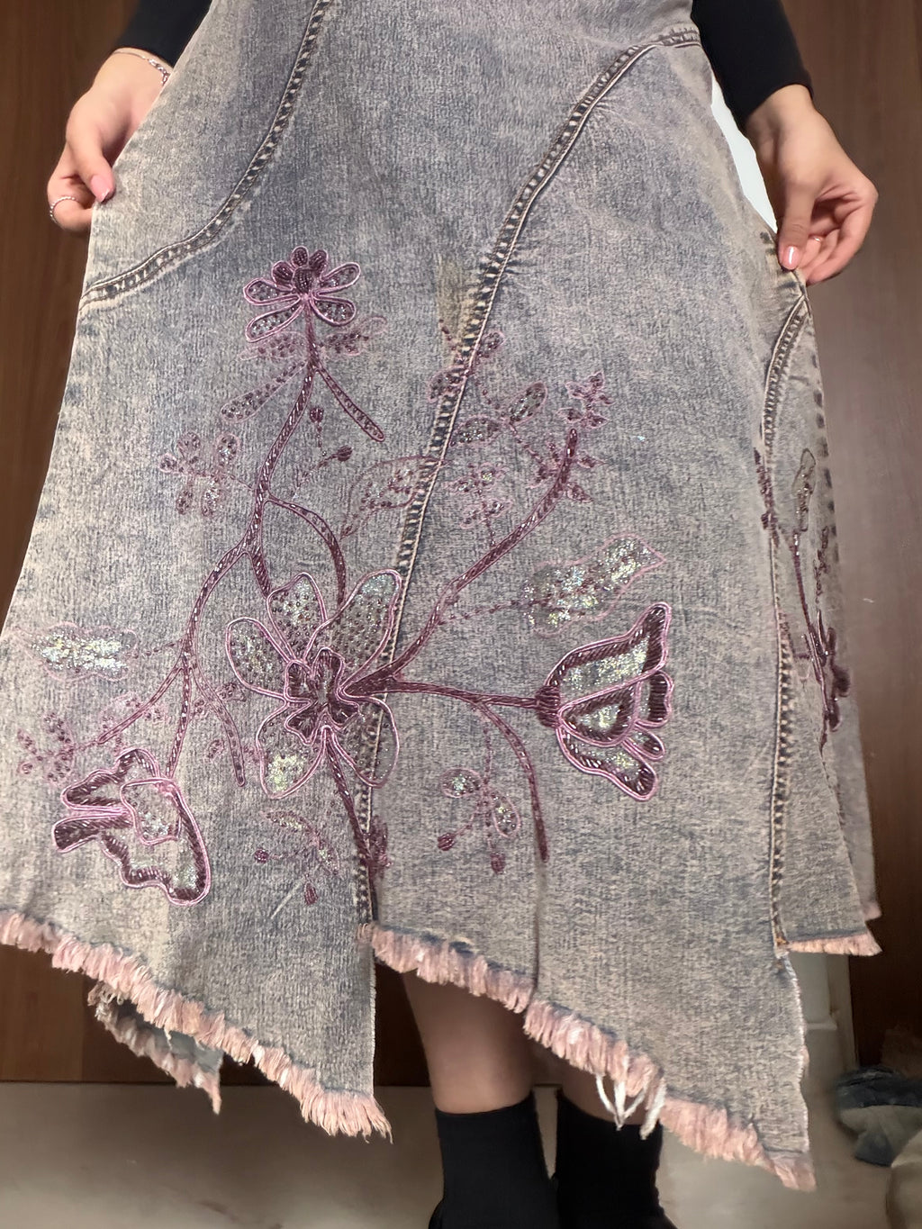 Greyish purple floral beaded denim skirt(30-32 inch)