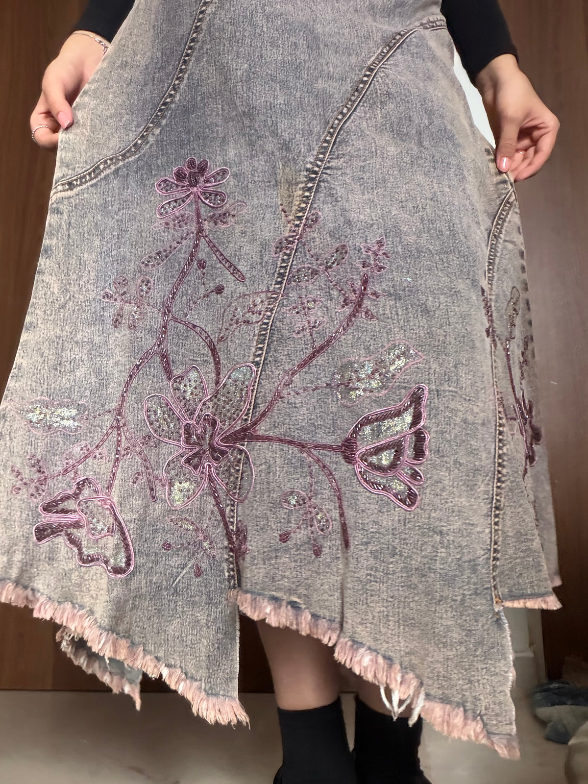 Greyish purple floral beaded denim skirt(30-32 inch)
