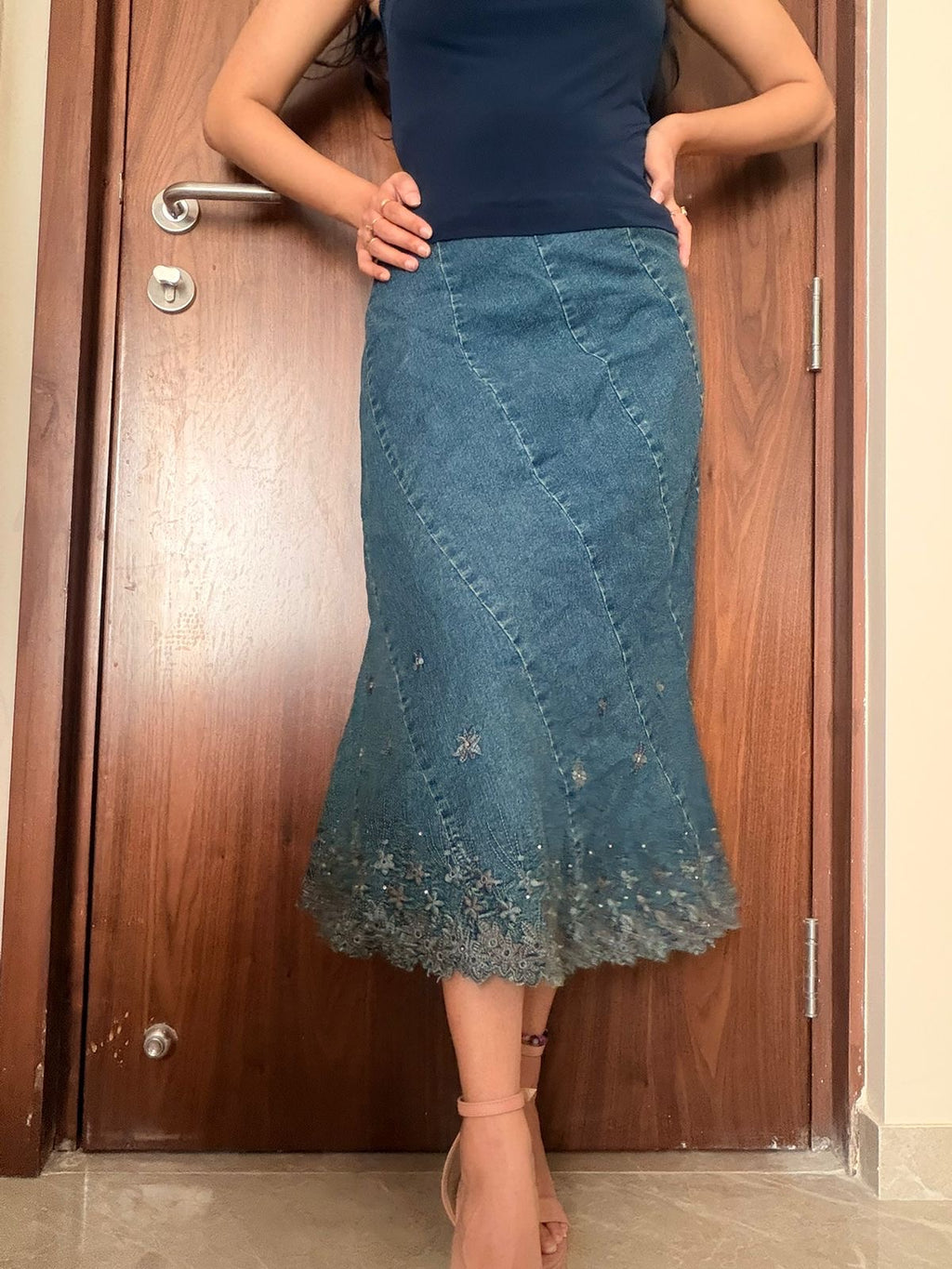 Flower bordered embroidery skirt(28 inch)