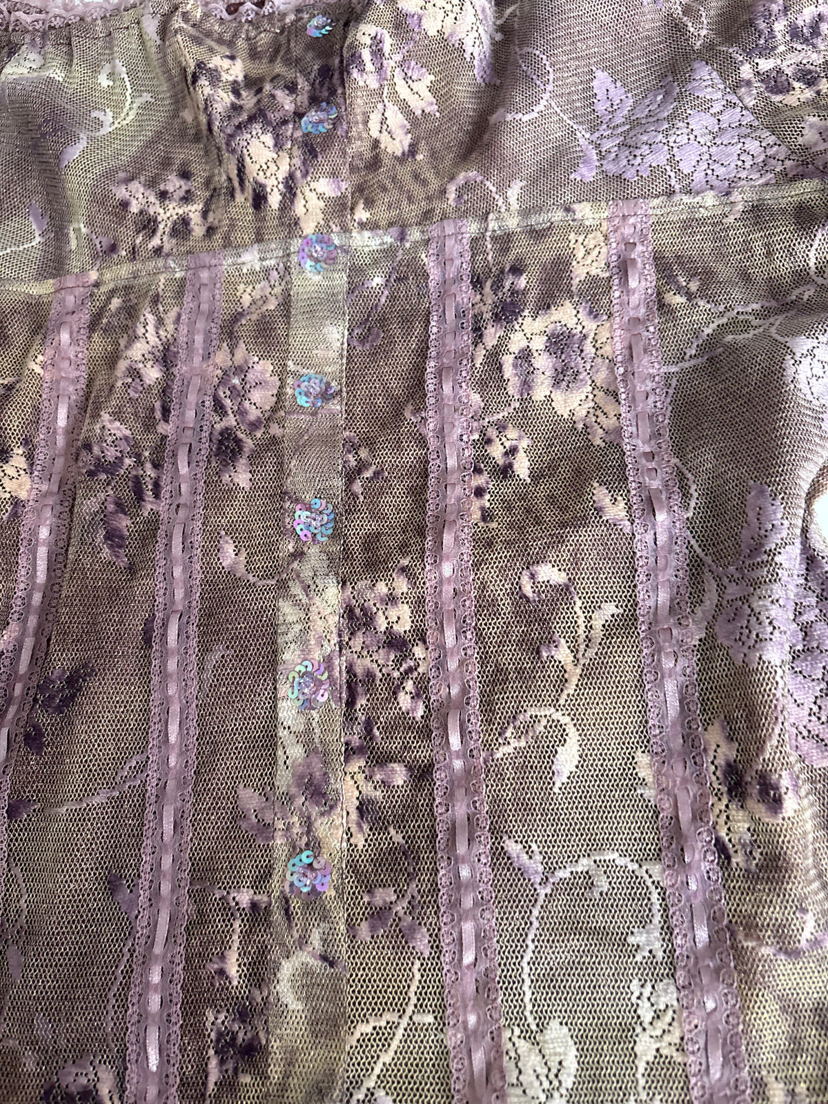 Beaded net work shiny top(38-40 inch)