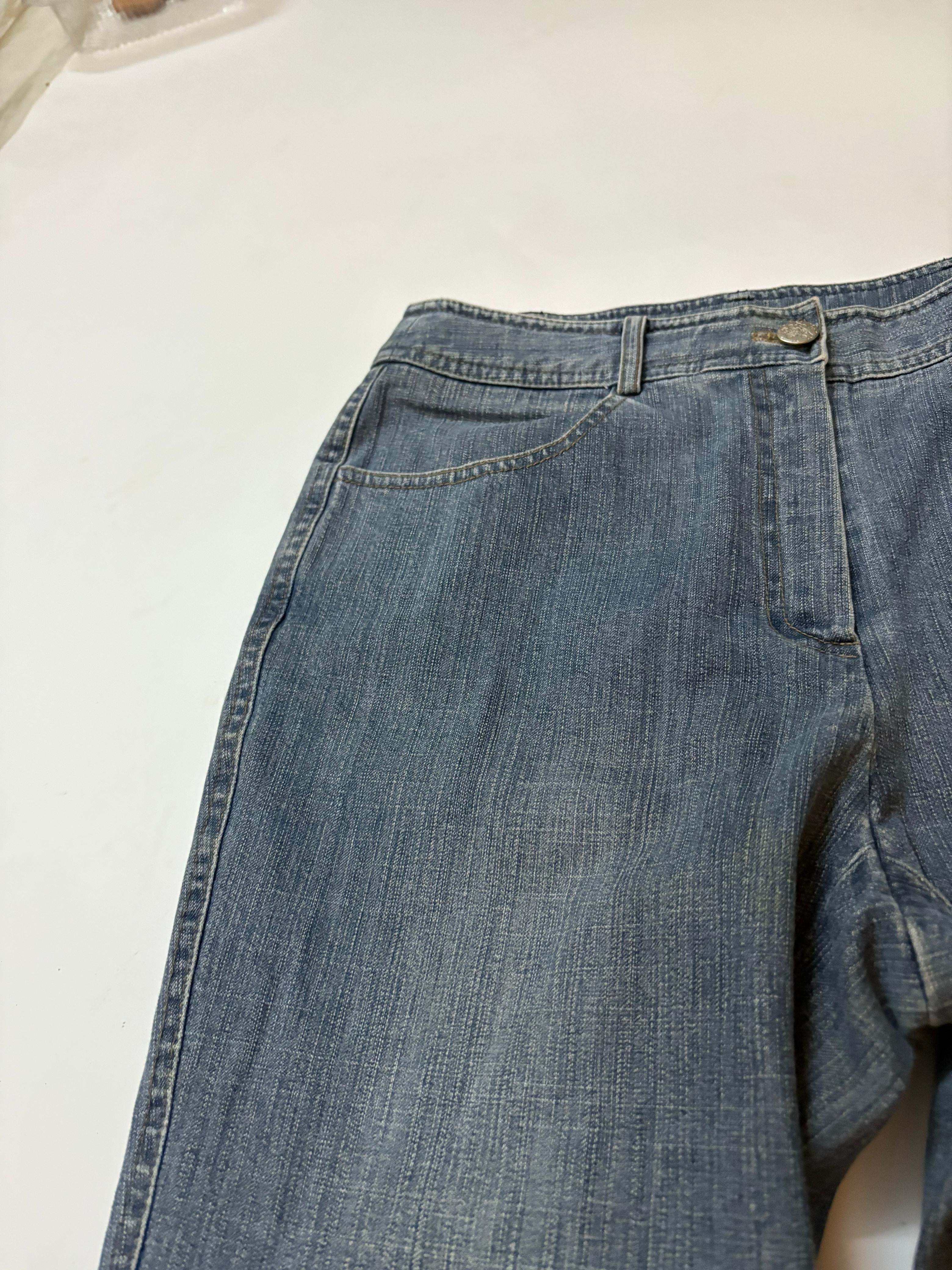 Clock mid rise jeans(30 inch)