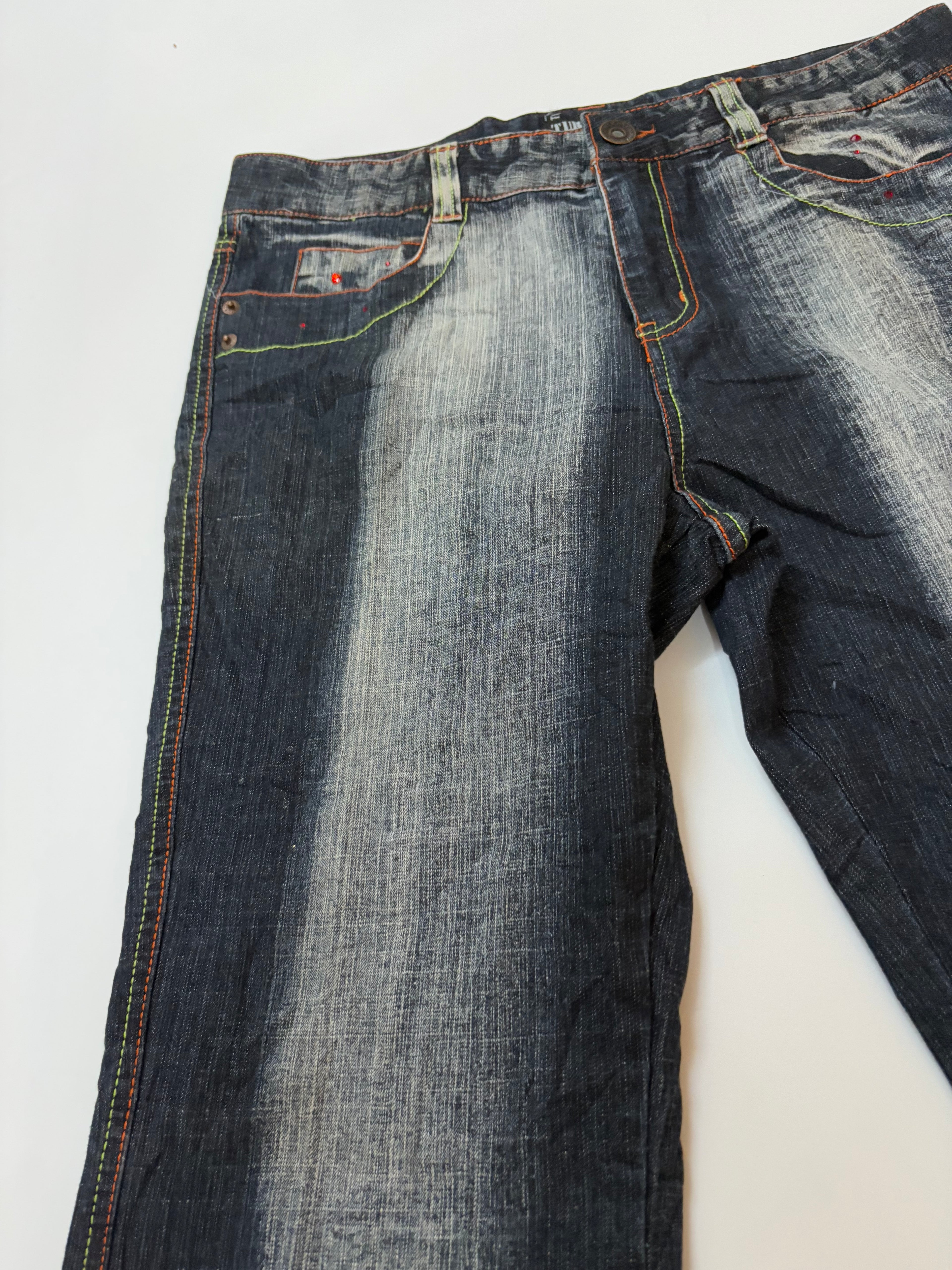 dark blue high rise straight jeans (32-33inch)