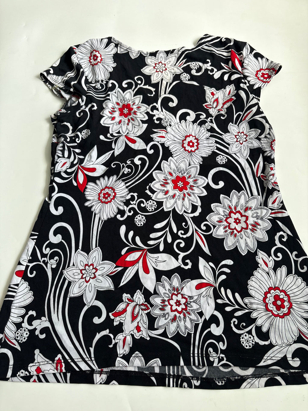 Tattoo floral black top(38-40 inch)