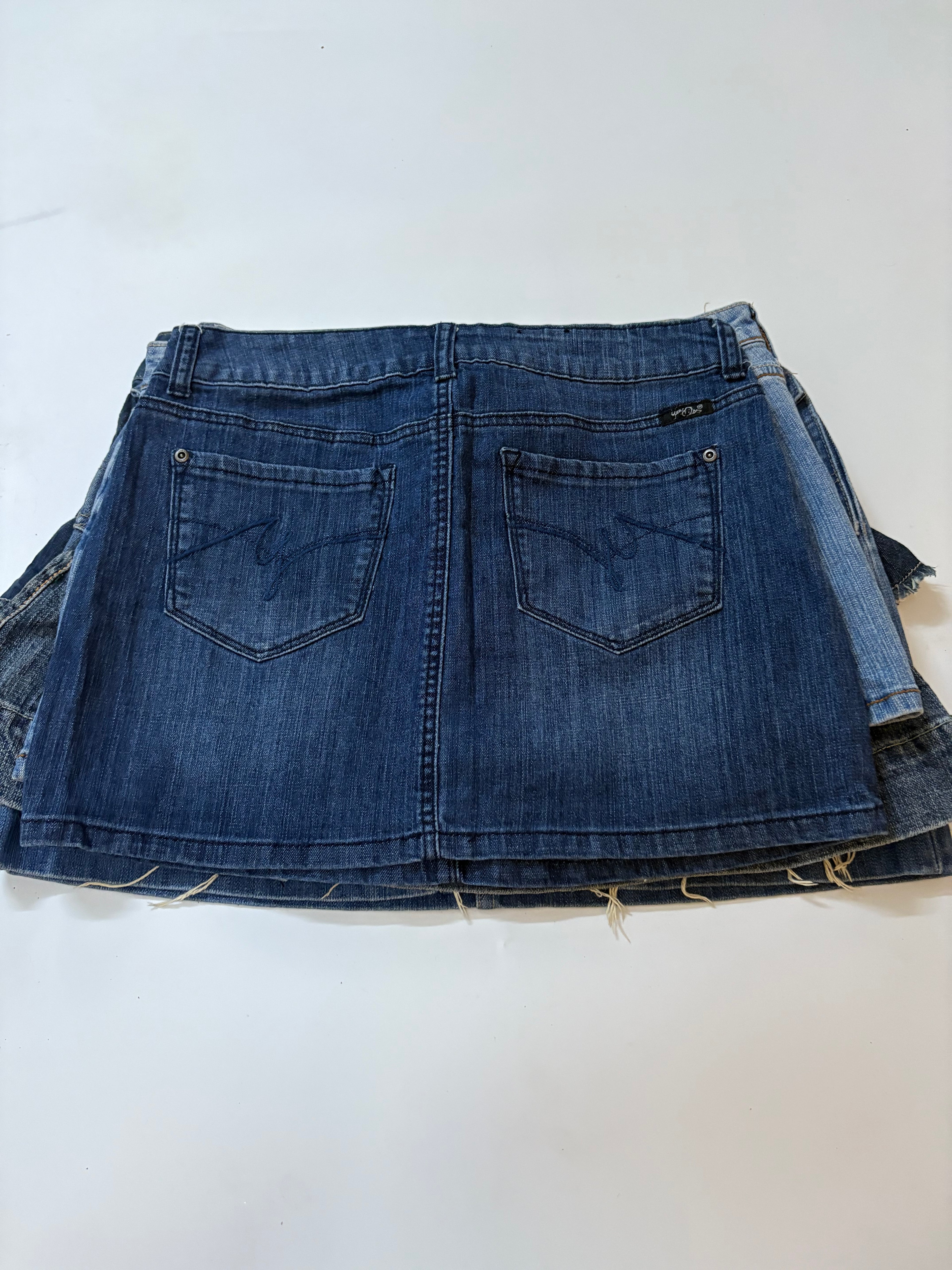 Yes! Diss skirt(30 inch)