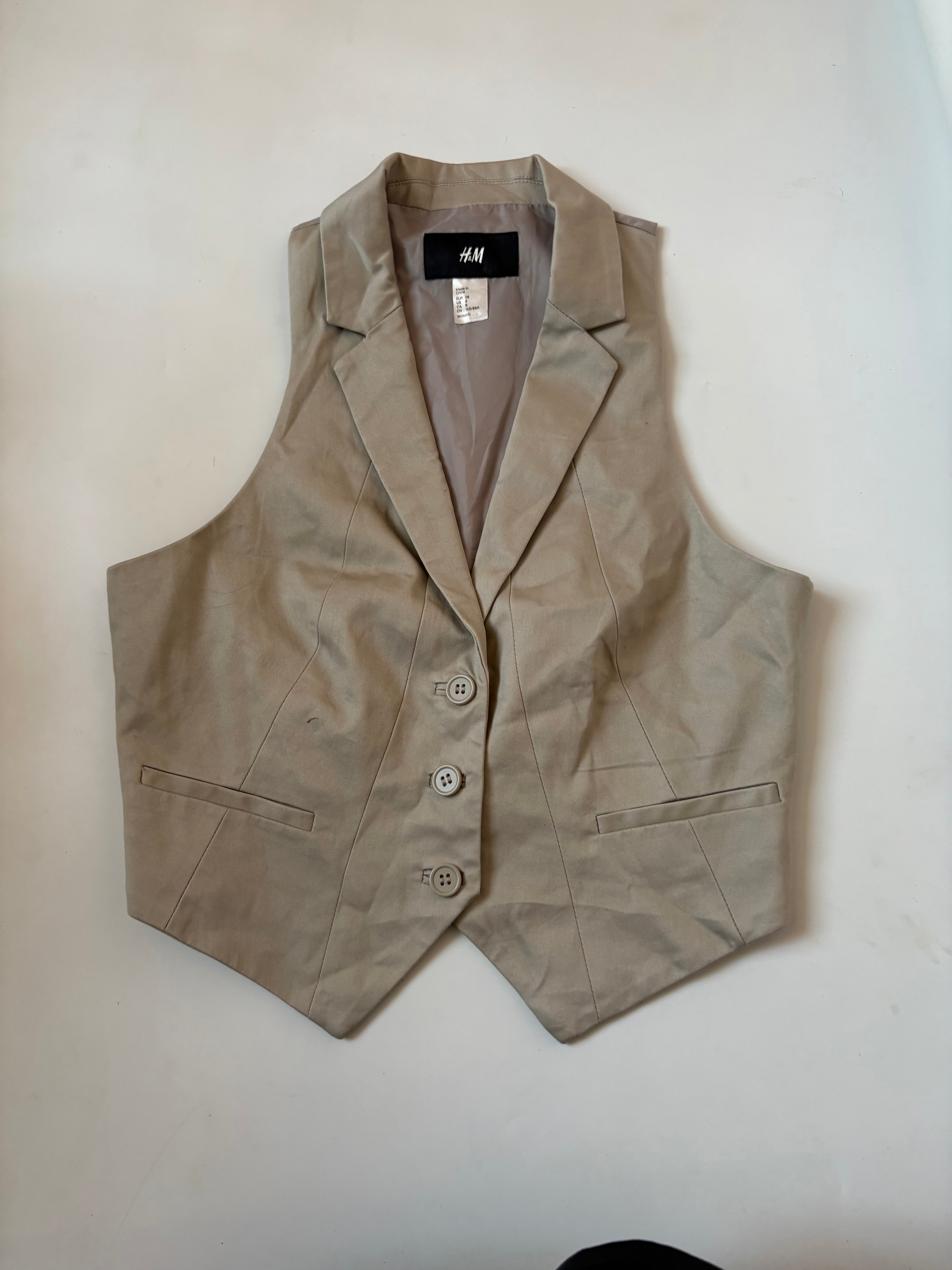 Beige vest(36 inch)