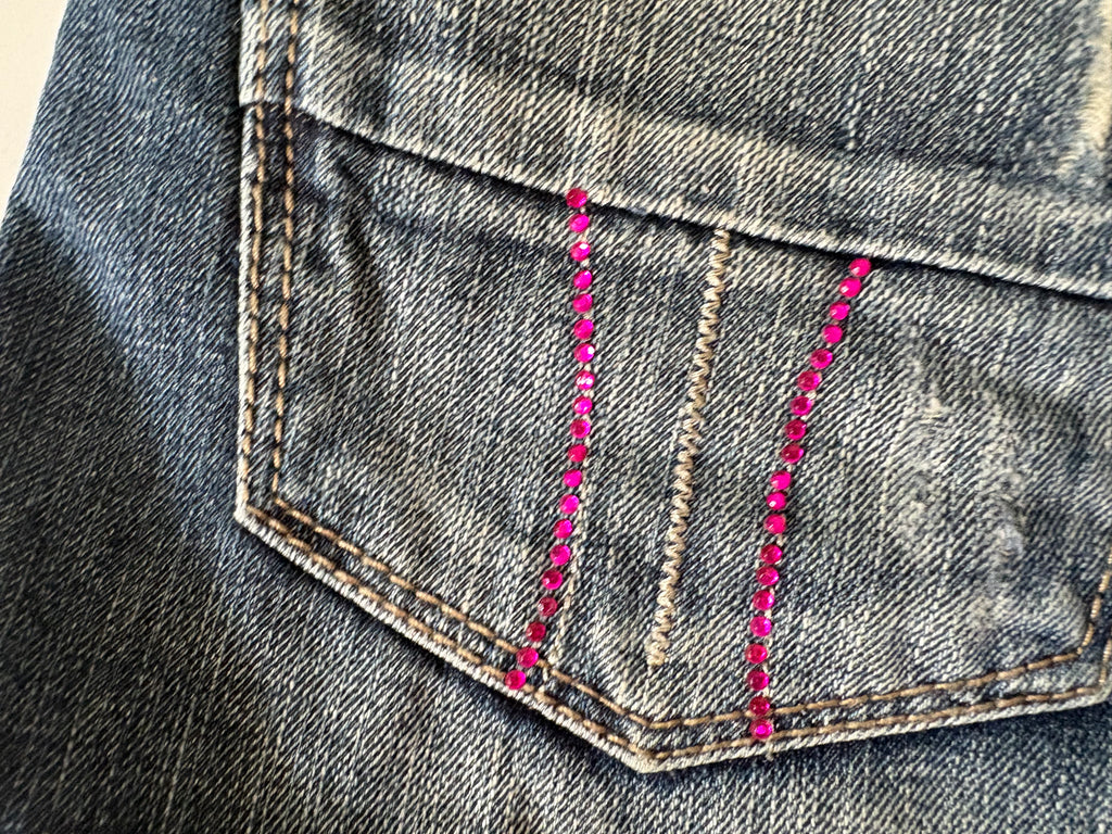 Pink beaded pink button mini skirt(32-34 inch)