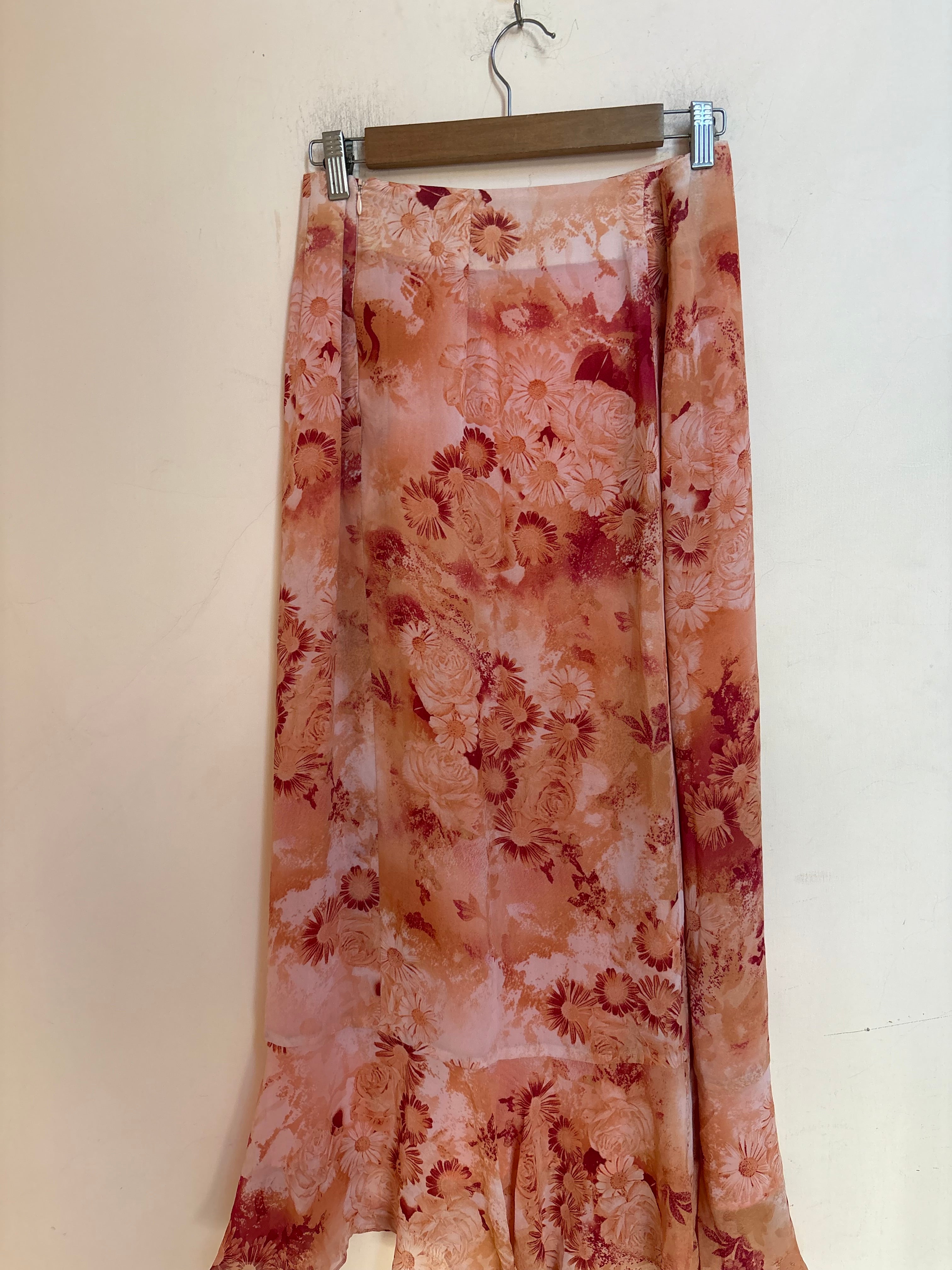 Peach floral skirt(32 inch)