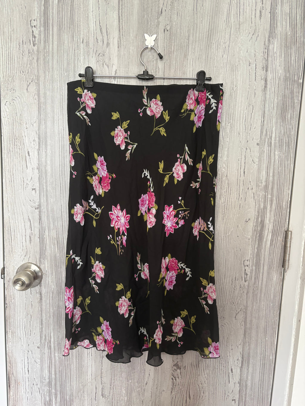 Made in italy floral black skirt(34-38 inch)
