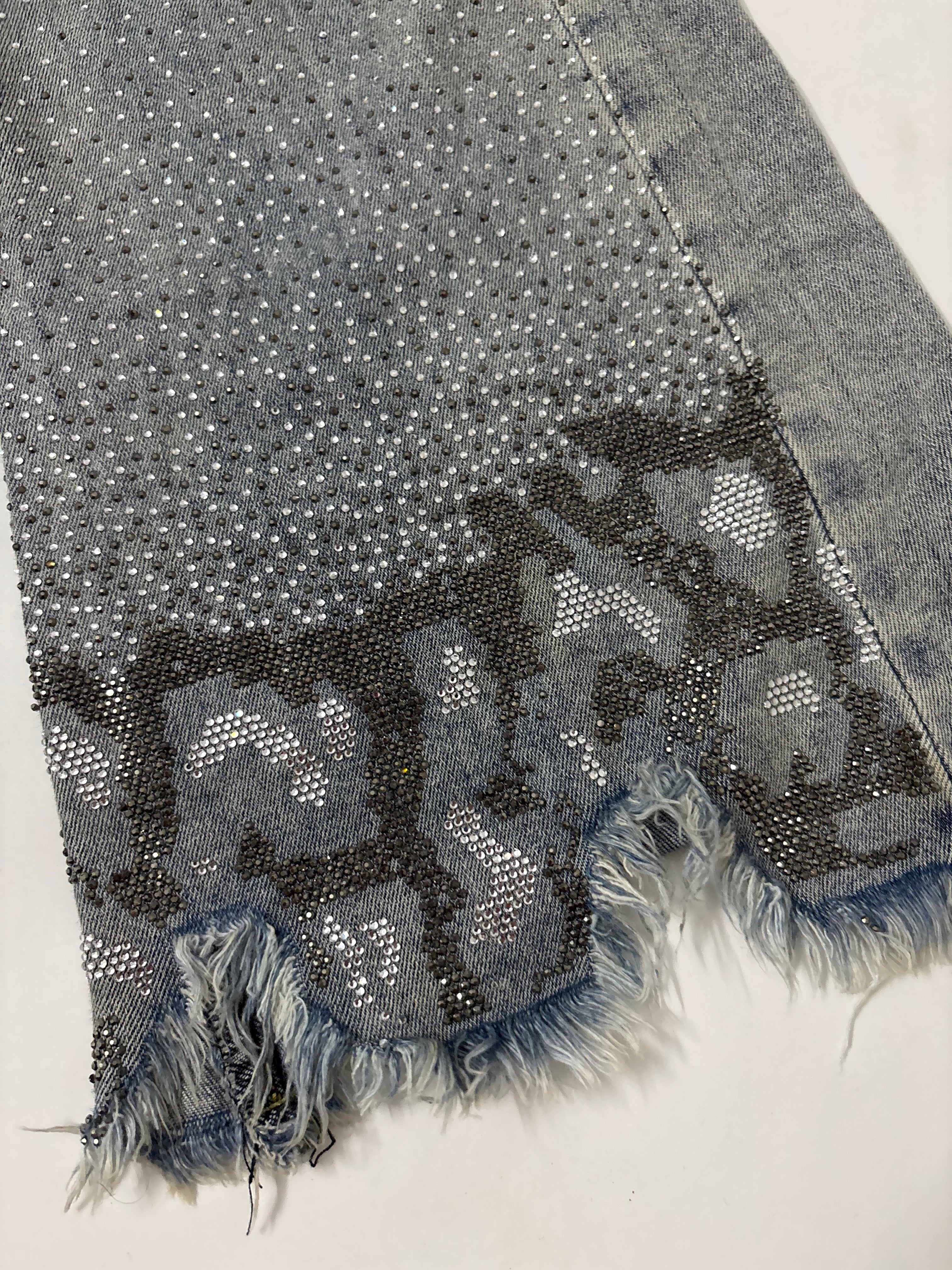 rhine stone flared jeans ( 28inch)