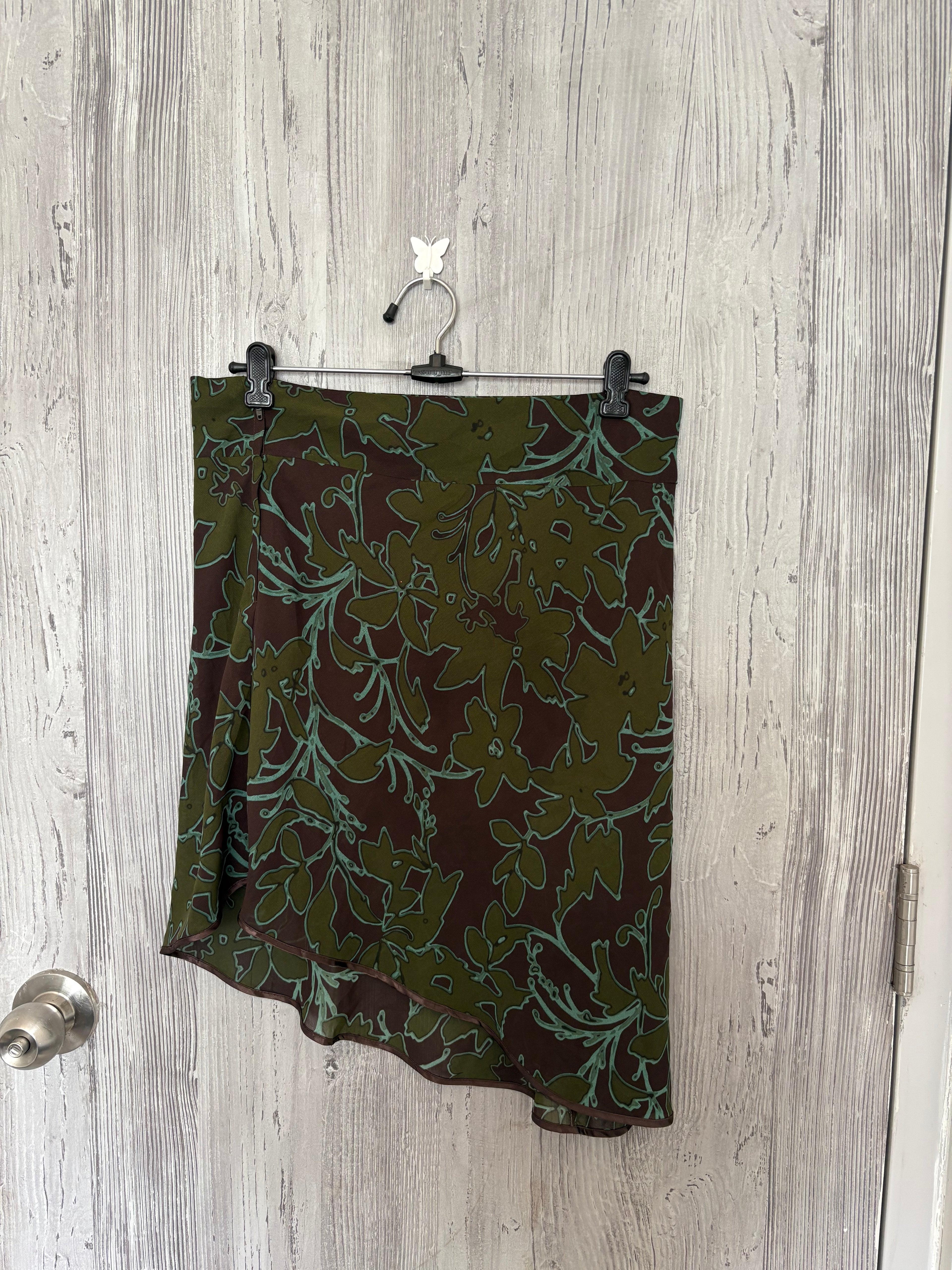 Olive asymmetrical skirt(32inch)