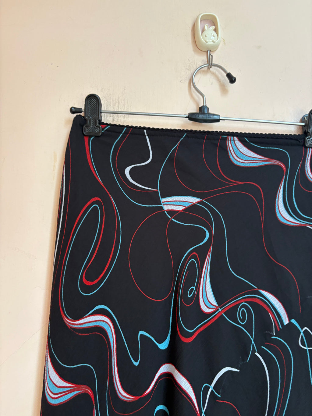 Scribble black skirt(34-38 inch)
