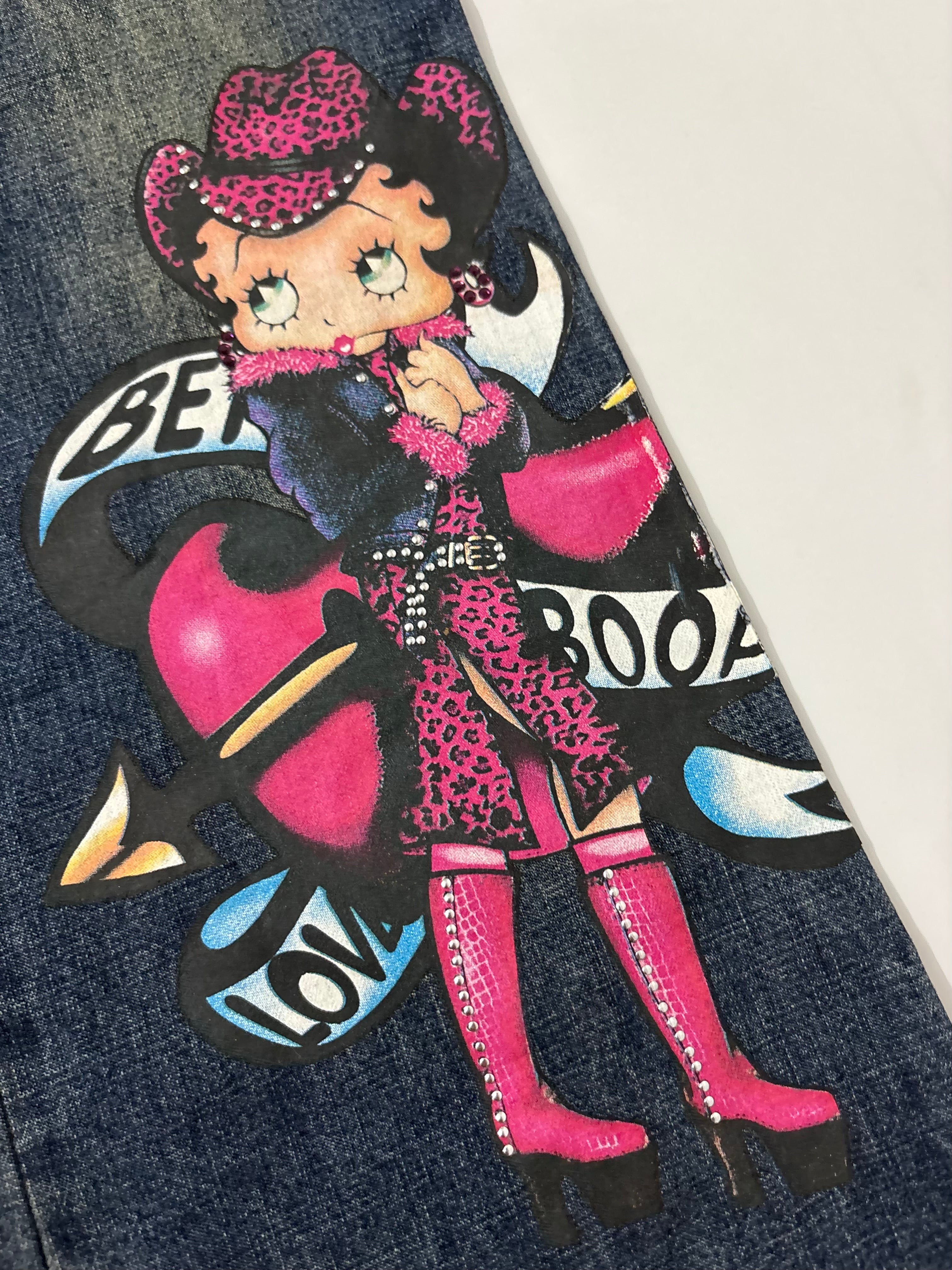 betty boop cowboy low rise flared jeans ( 30inch)