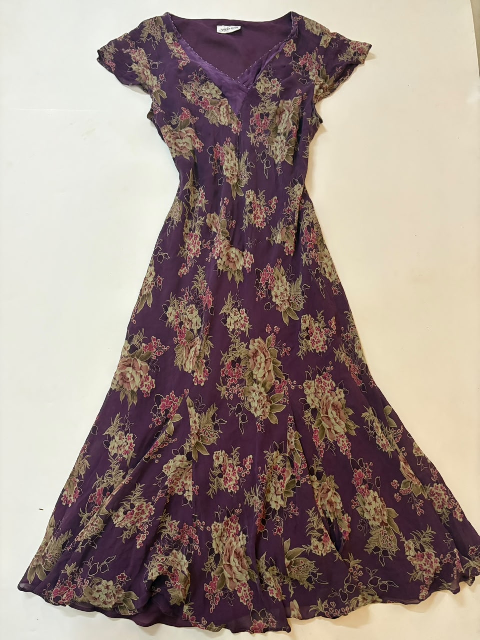 violet dyer violet floral dress(40-44 inch)