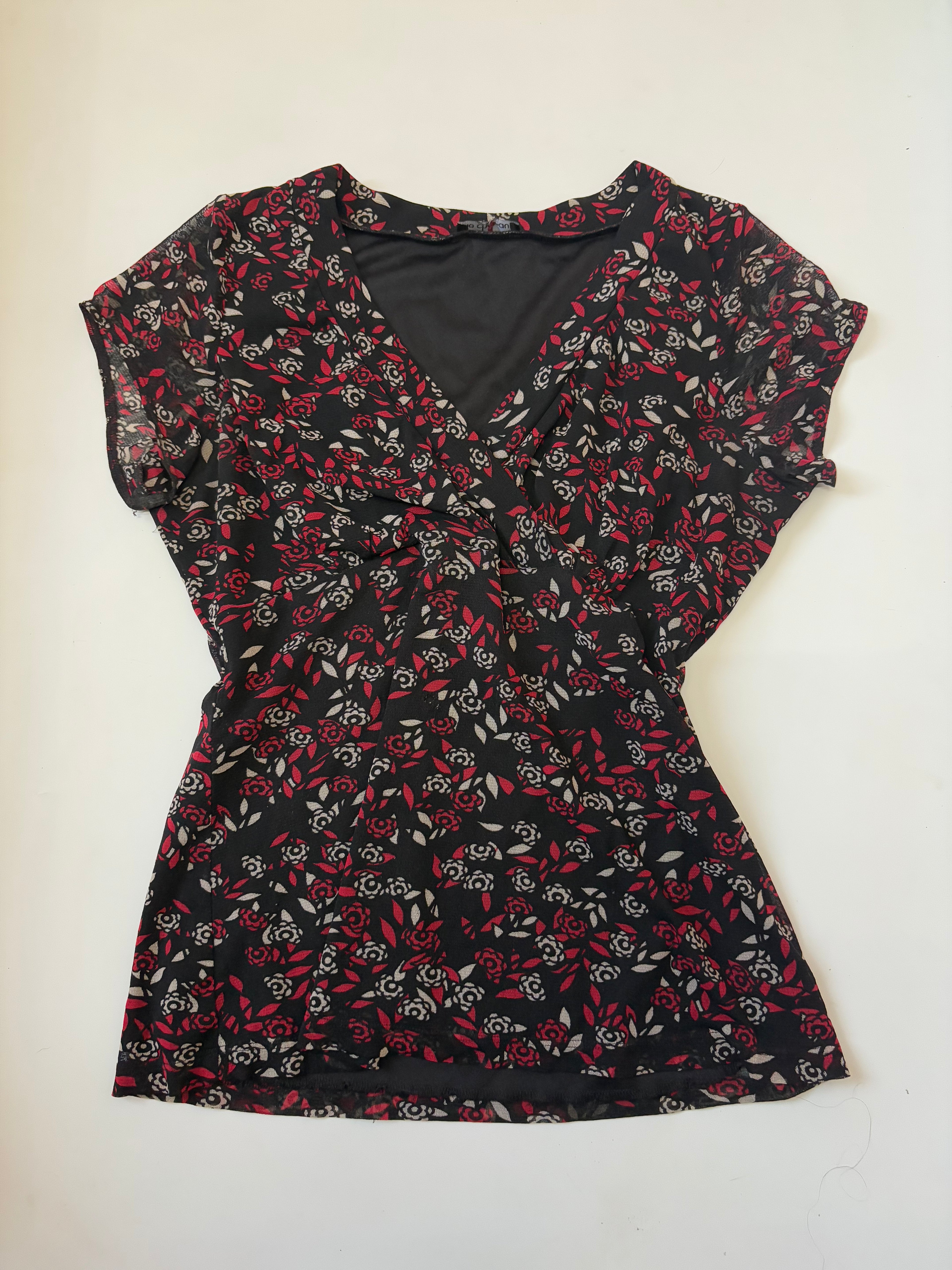 Le chateau black floral top(36-40inch)
