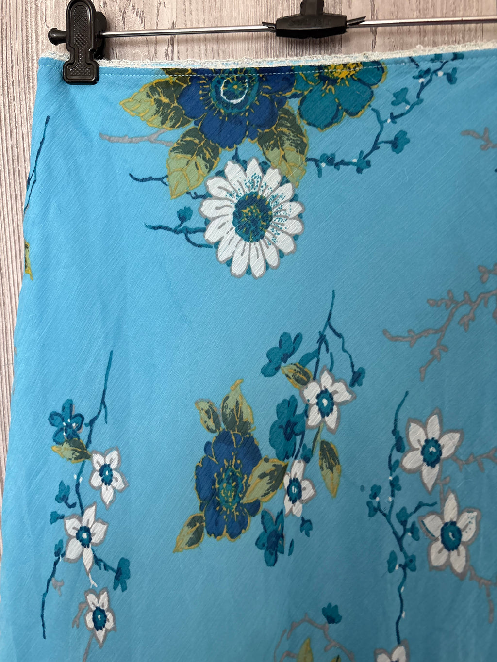 j'espere blue floral skirt ( 38-44inch)